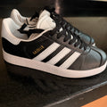 Gazelle Black