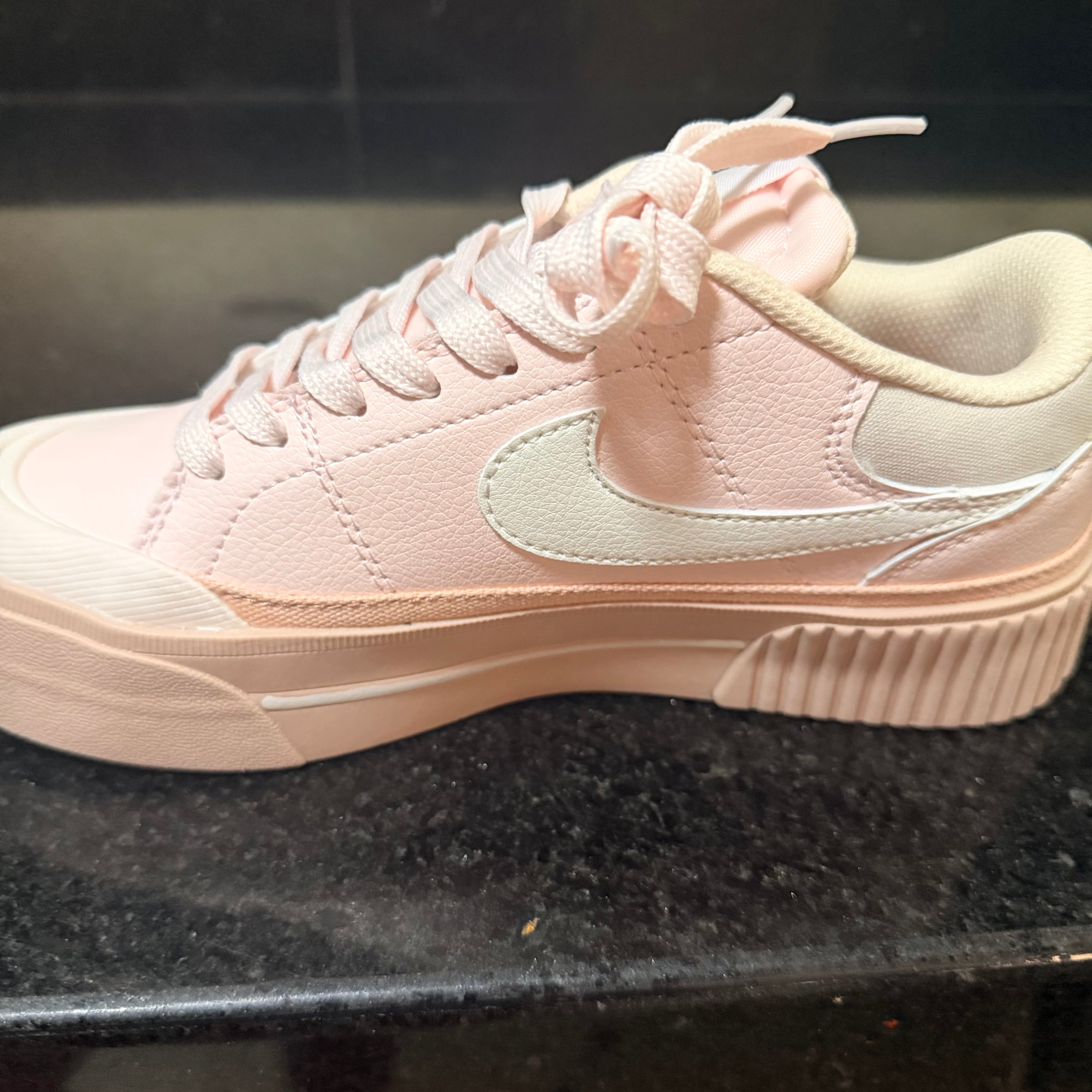 Court Legacy Light Pink