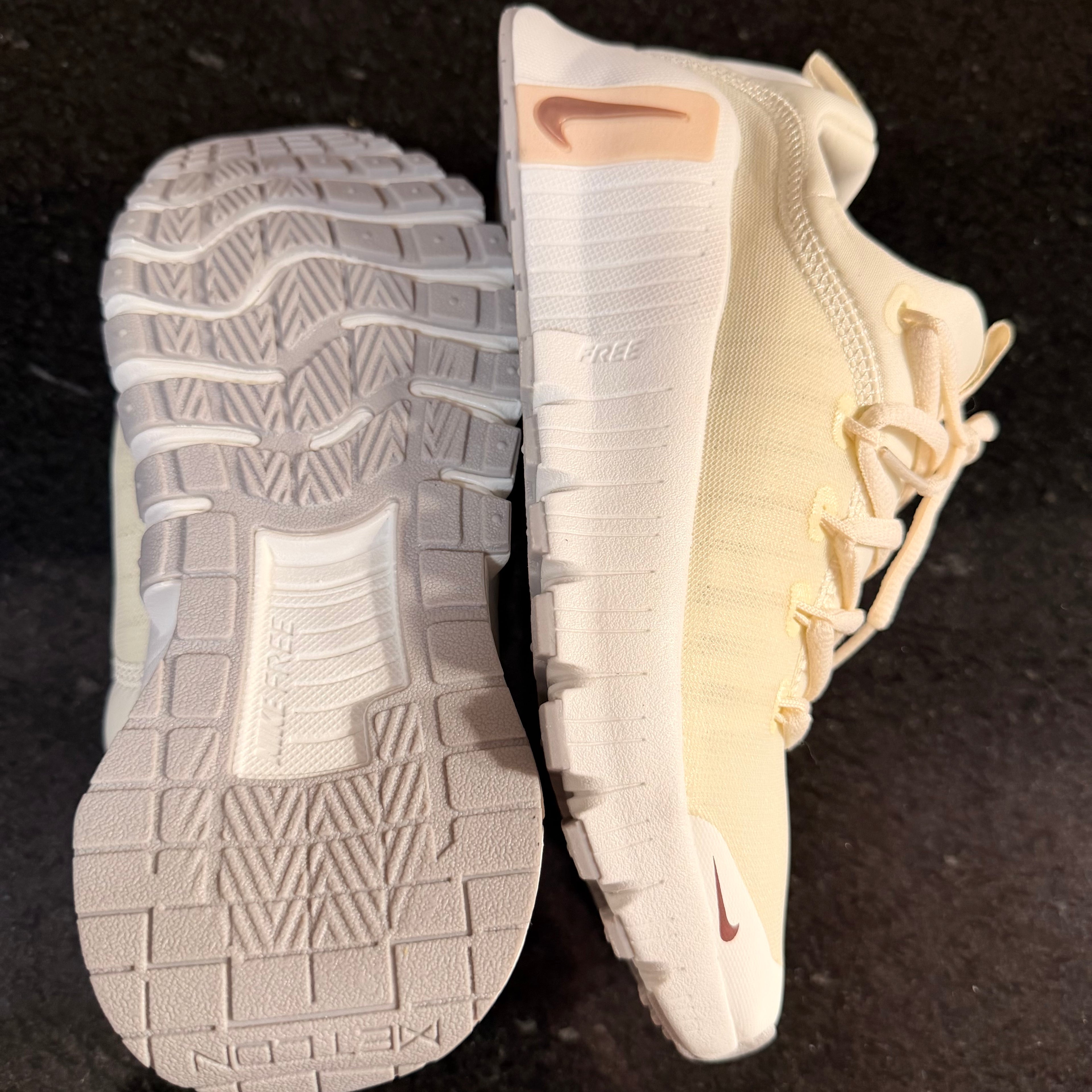 Metcon Beige