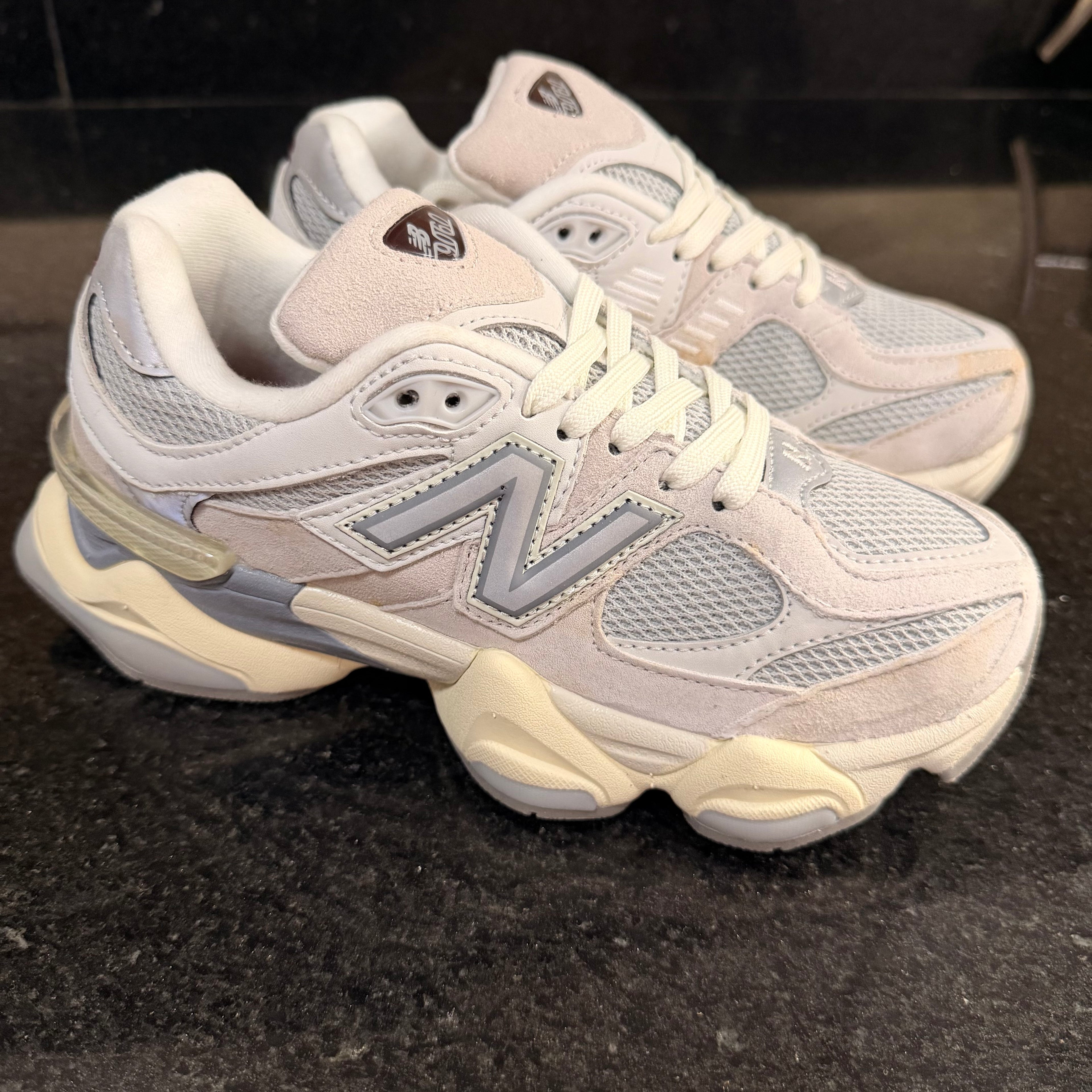 NB 9060 Timberwolf