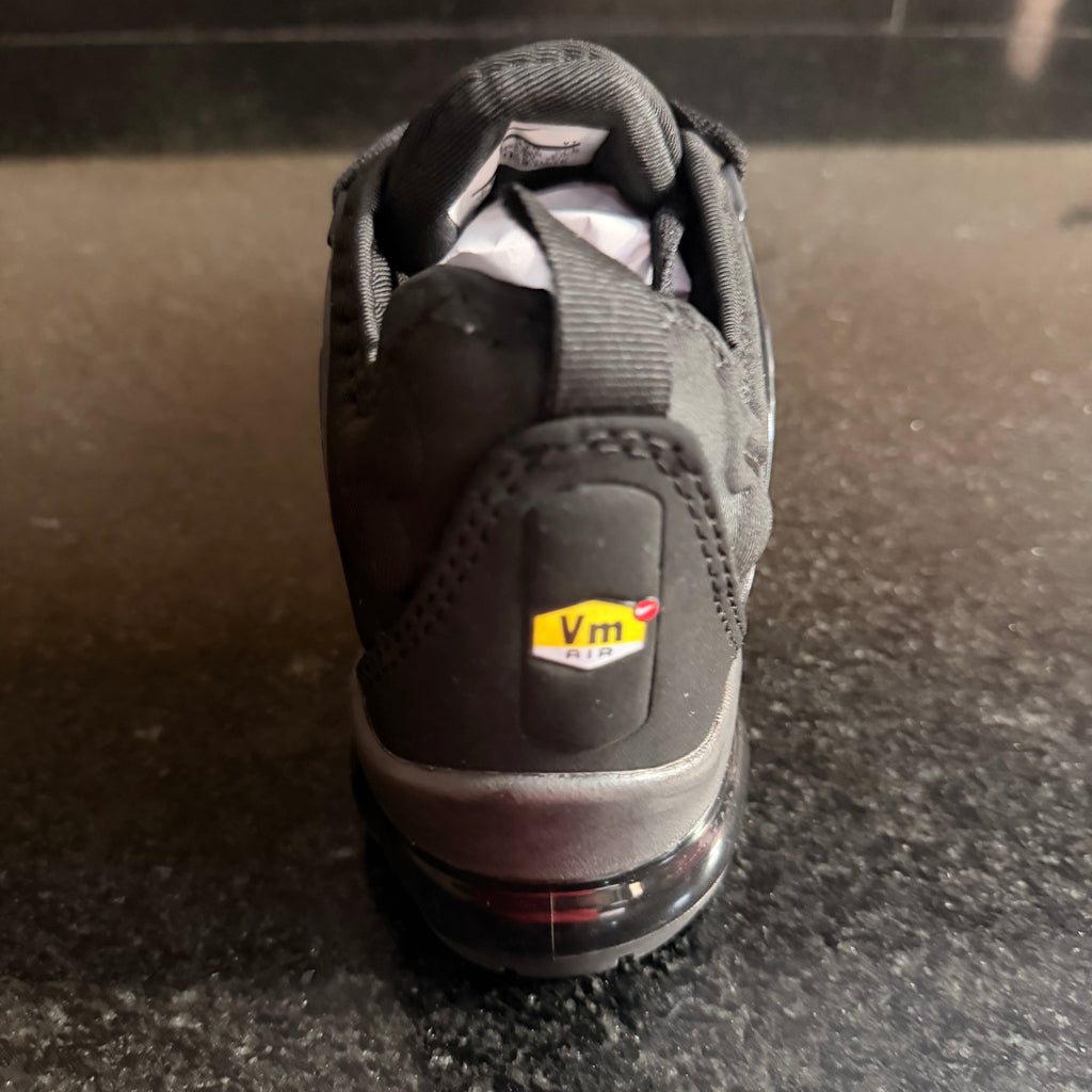 Vapor Plus Black