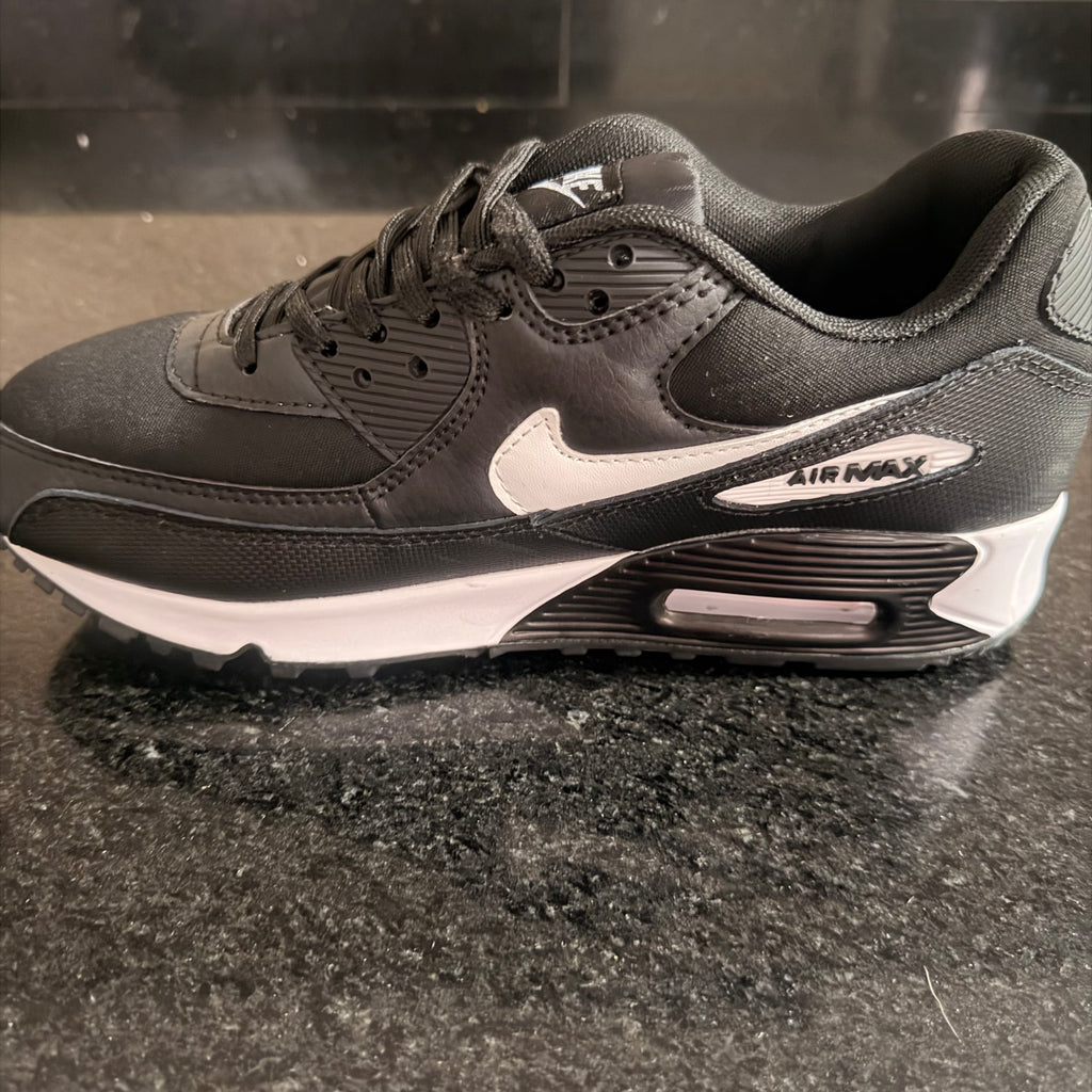 Air Max 90 Black & White