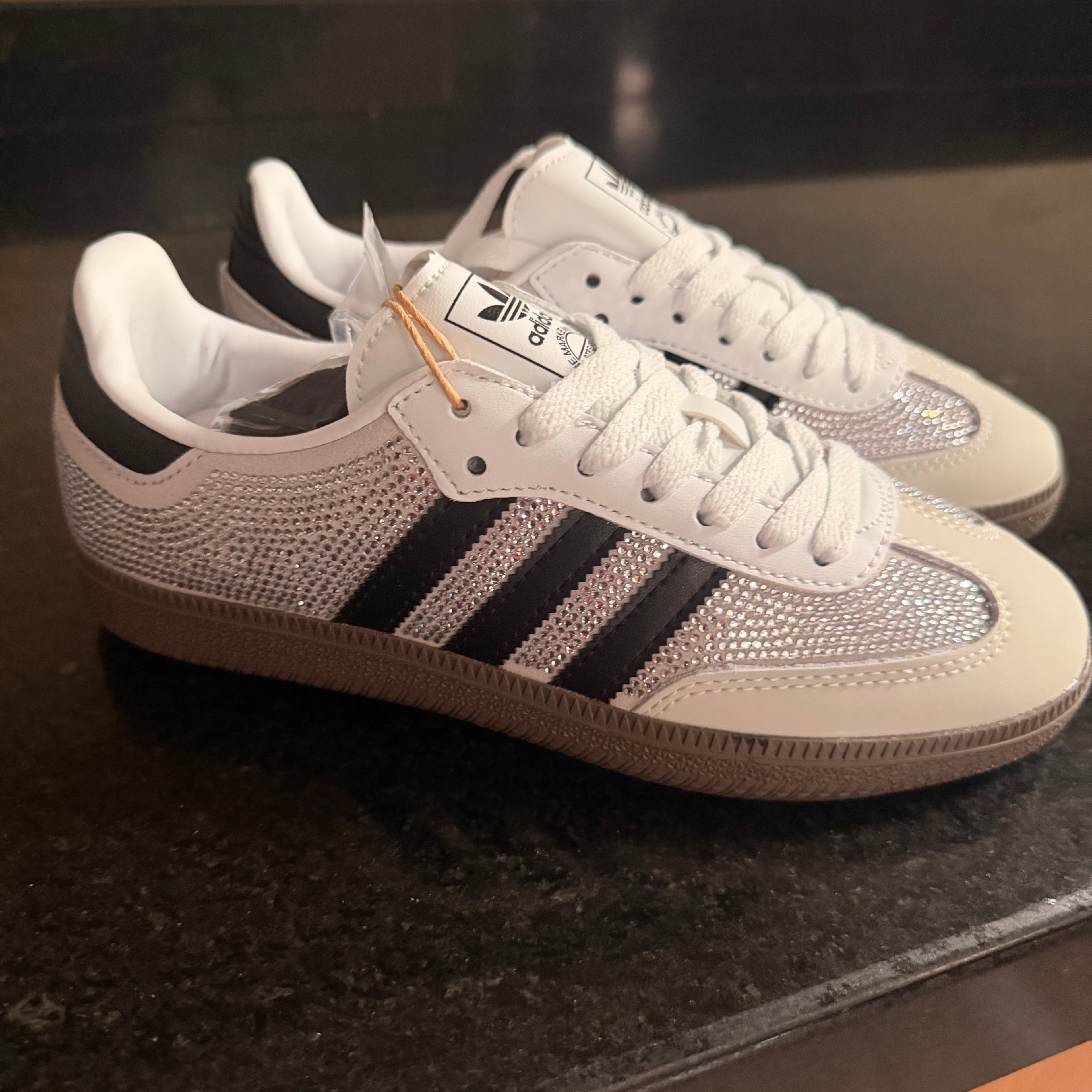 Samba Crystal White