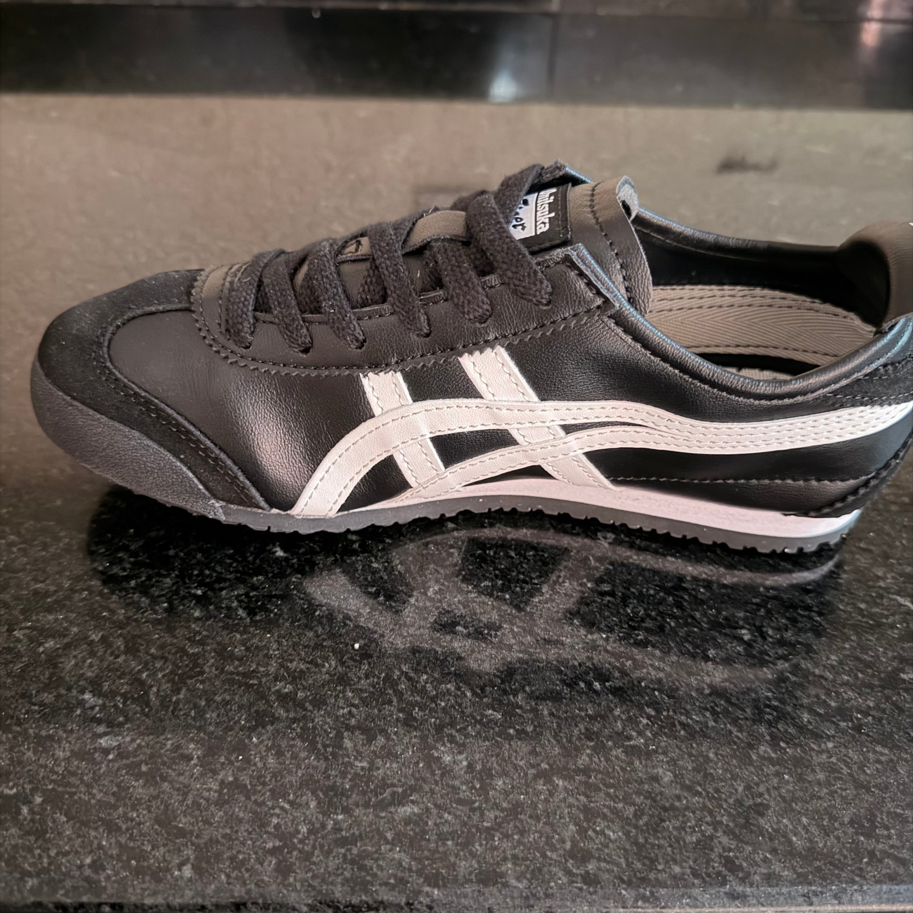 Onitsuka Tiger Black