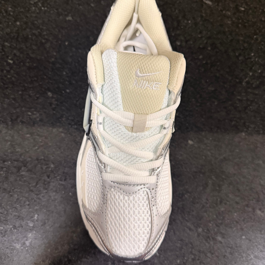 V5 Beige Silver