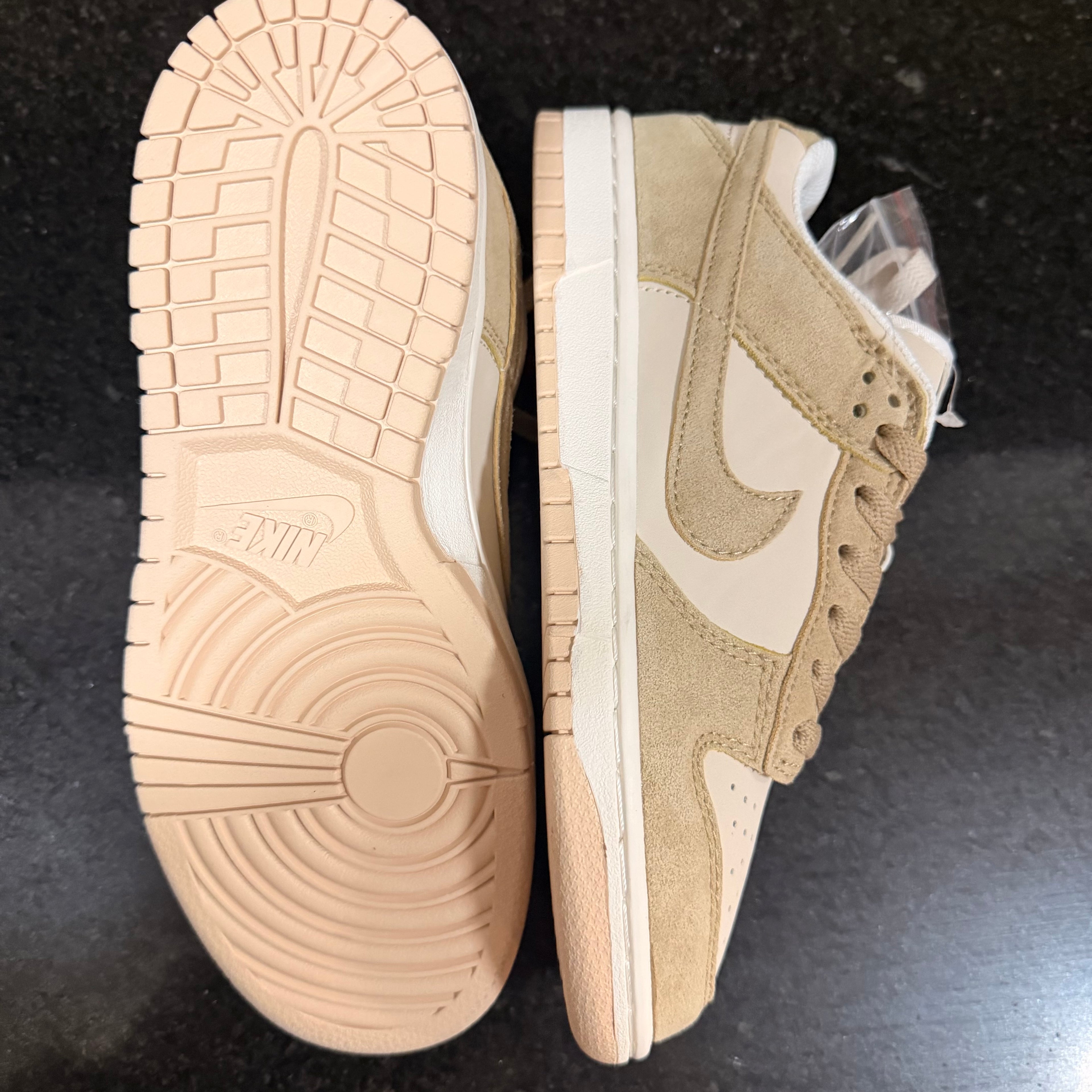 Dunk Low Sanddrift