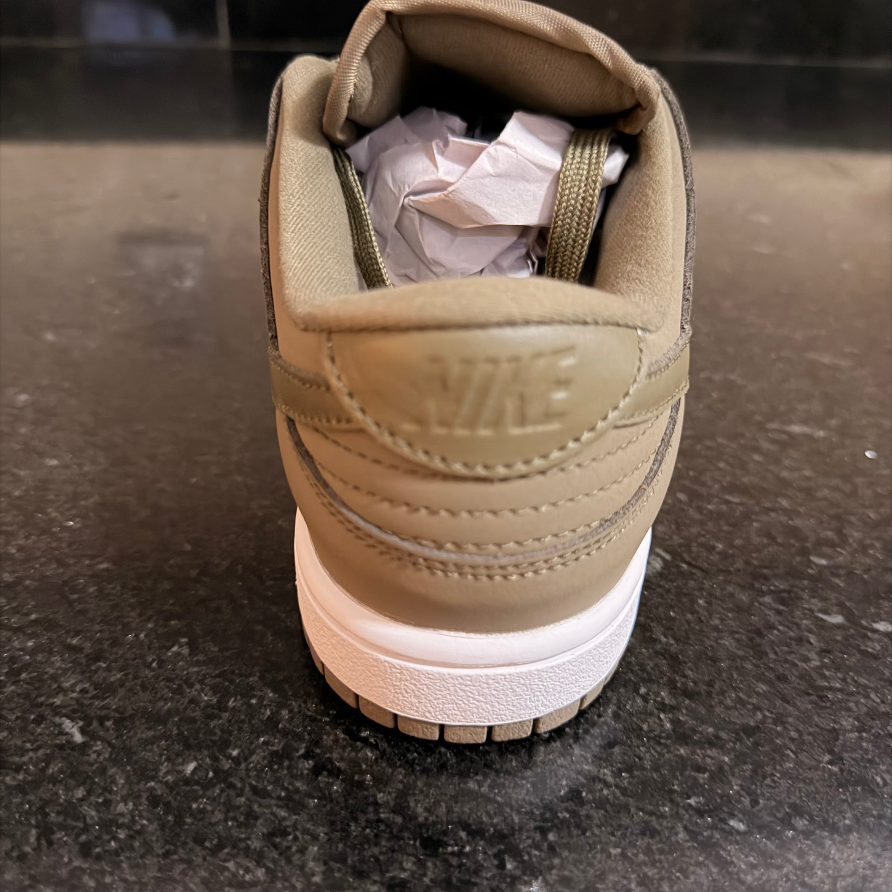 Dunk Low Neural Olive