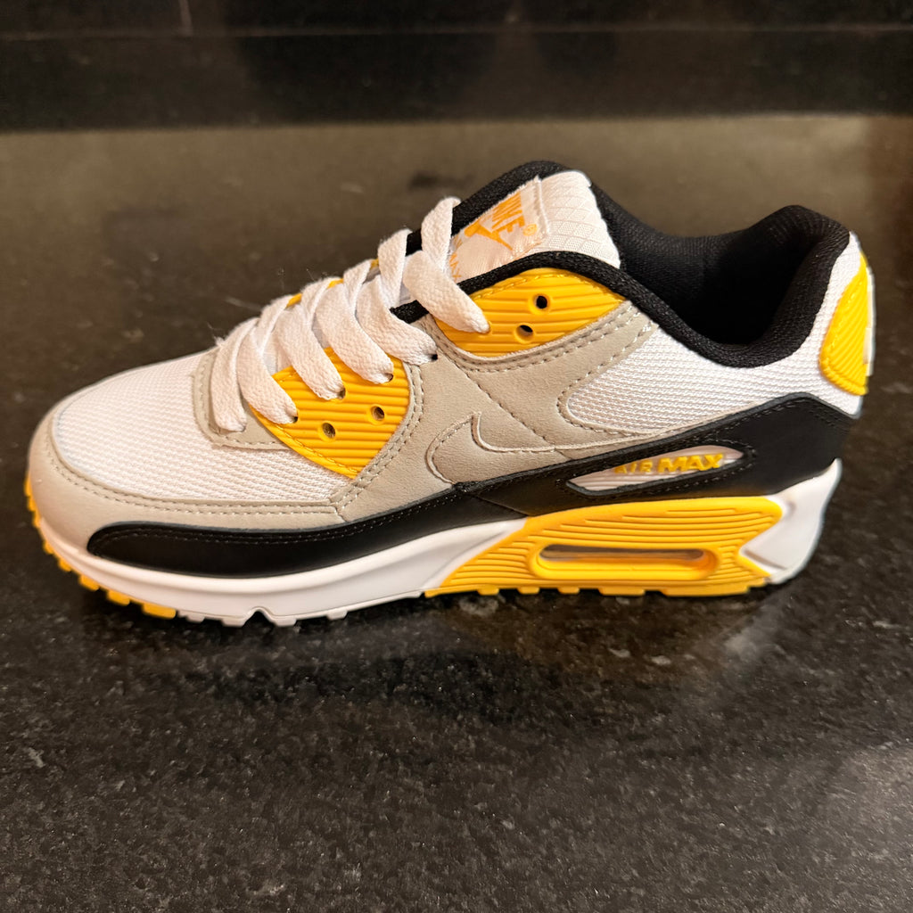 Air Max 90 Essential Gold