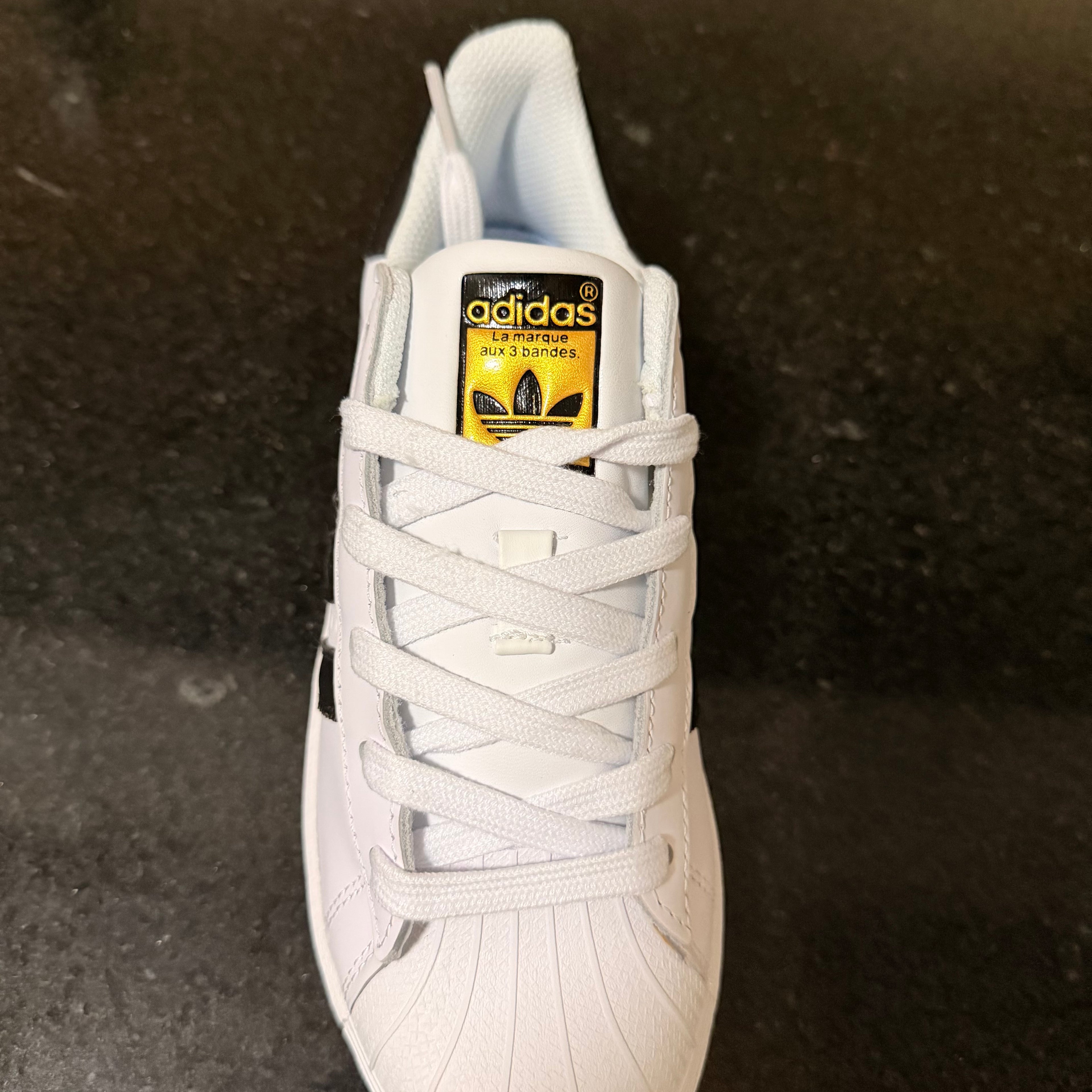 Superstar White & Black