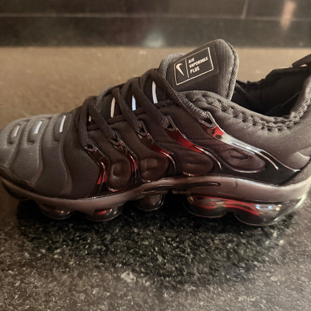 Vapor Plus Black