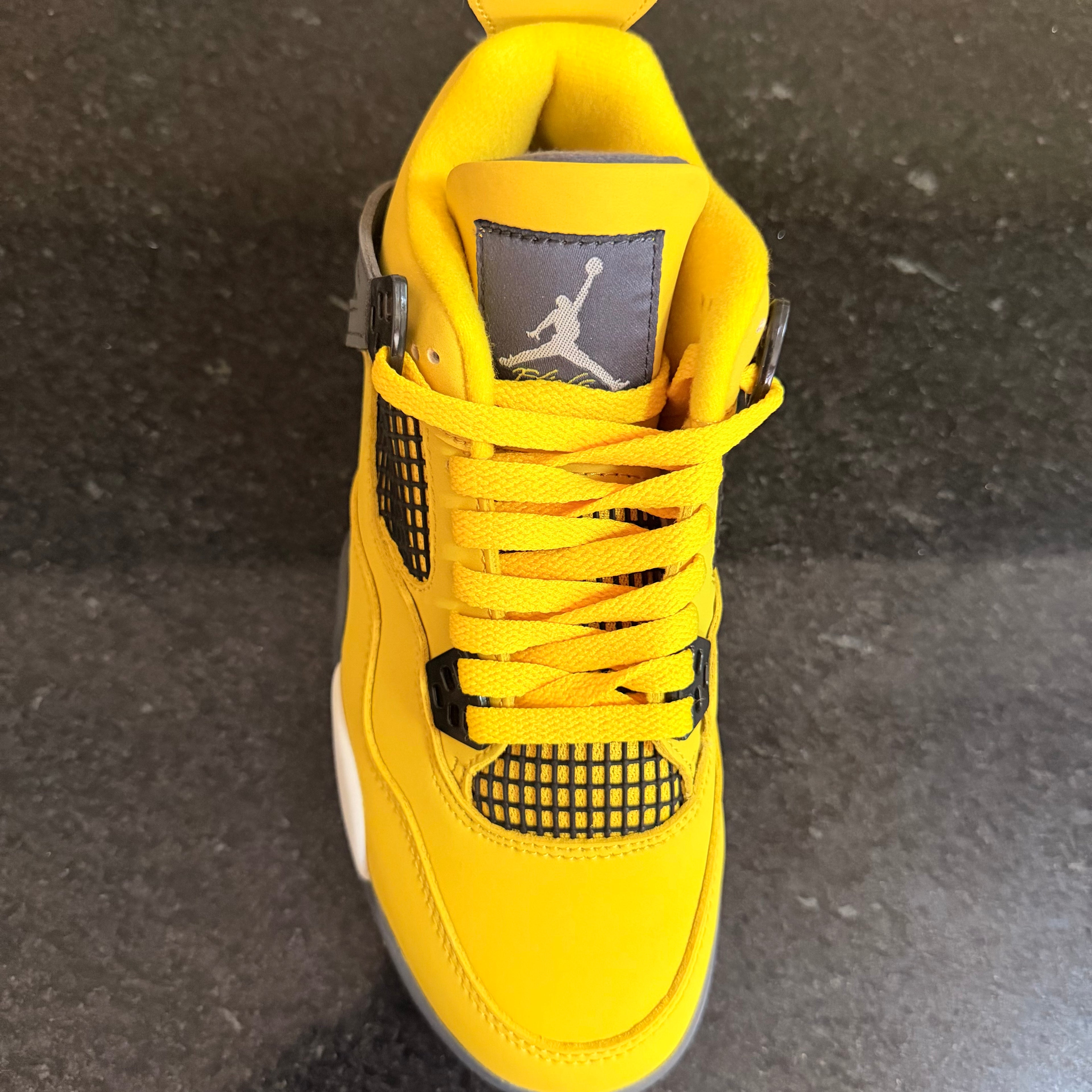 Retro 4 Lightning