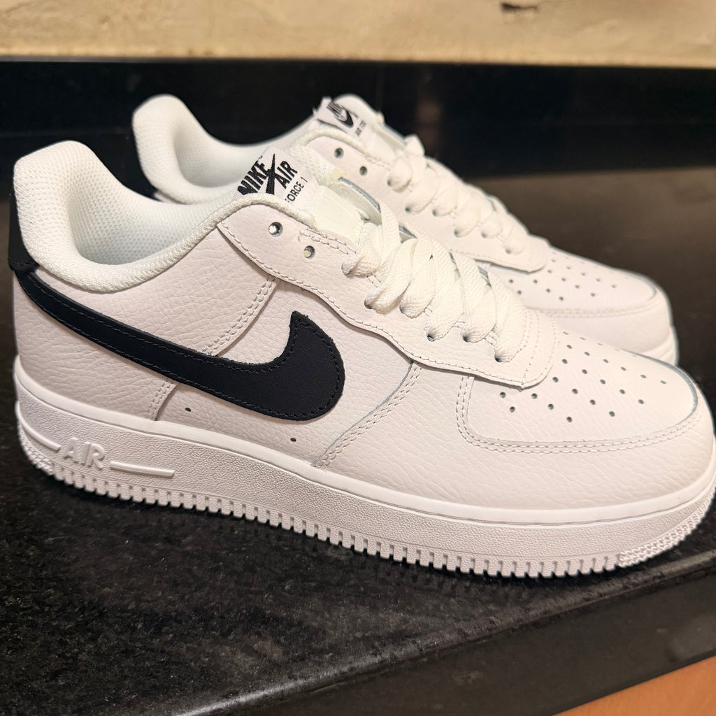 AF1 White & Black