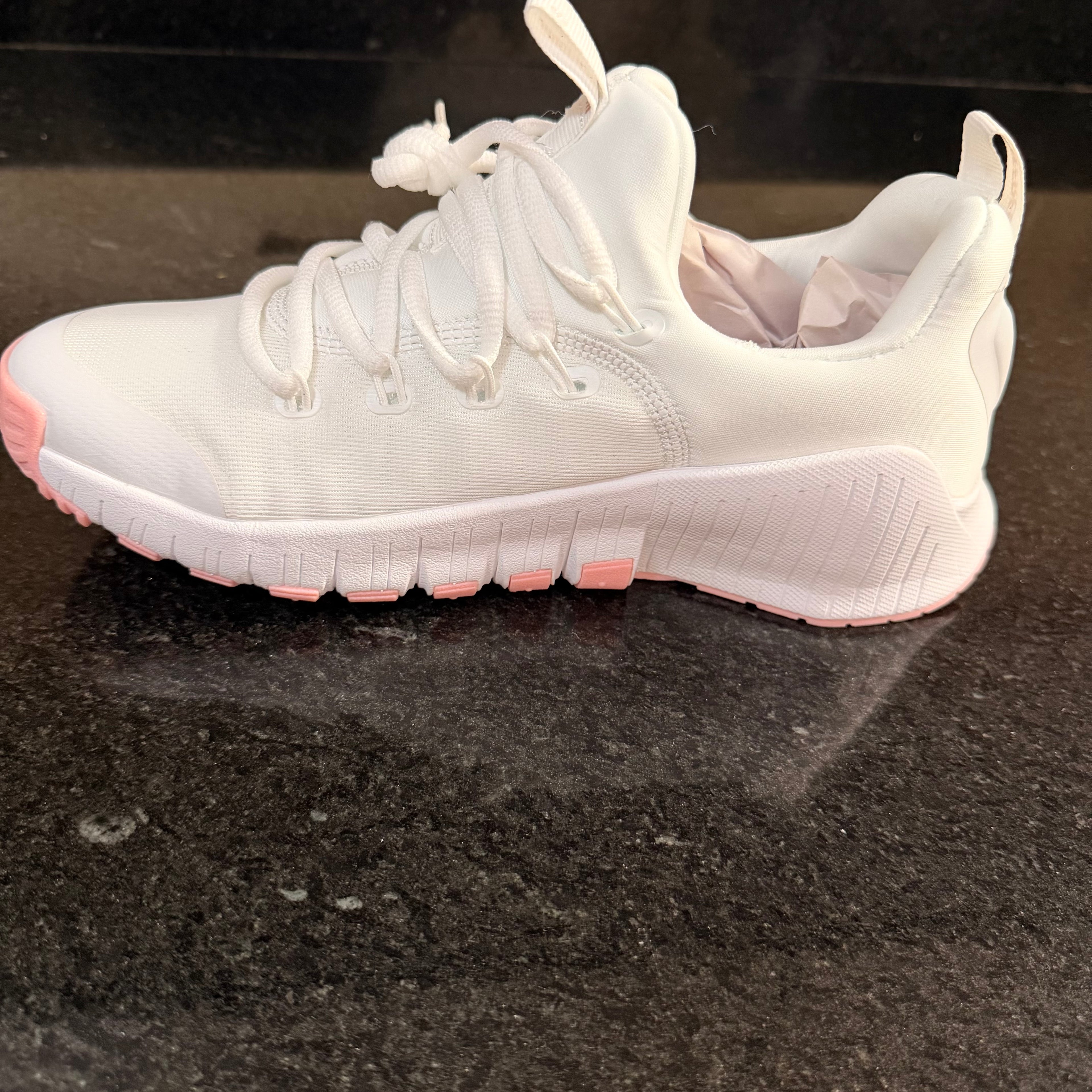 Metcon White & Pink