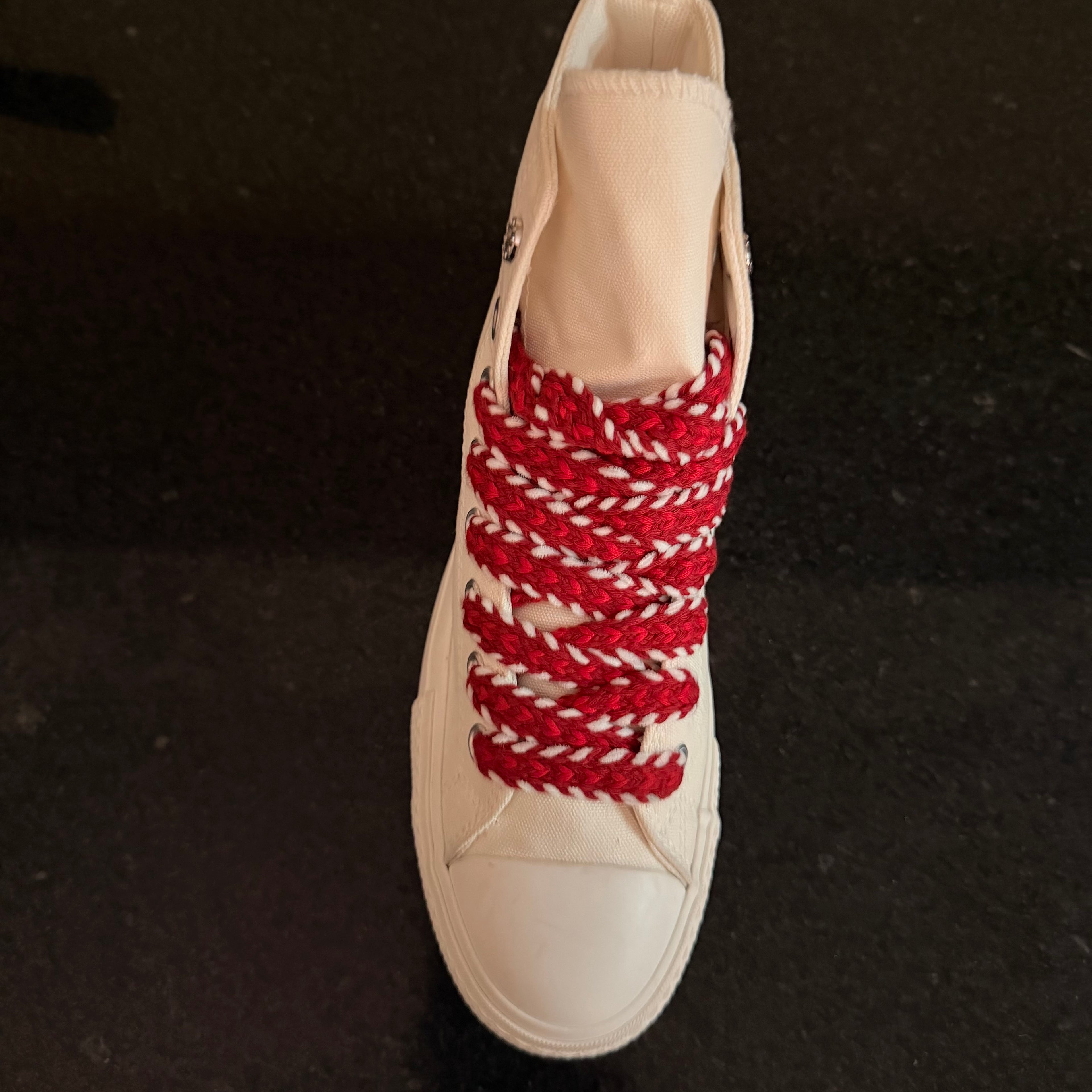 Converse Mid San Valentín