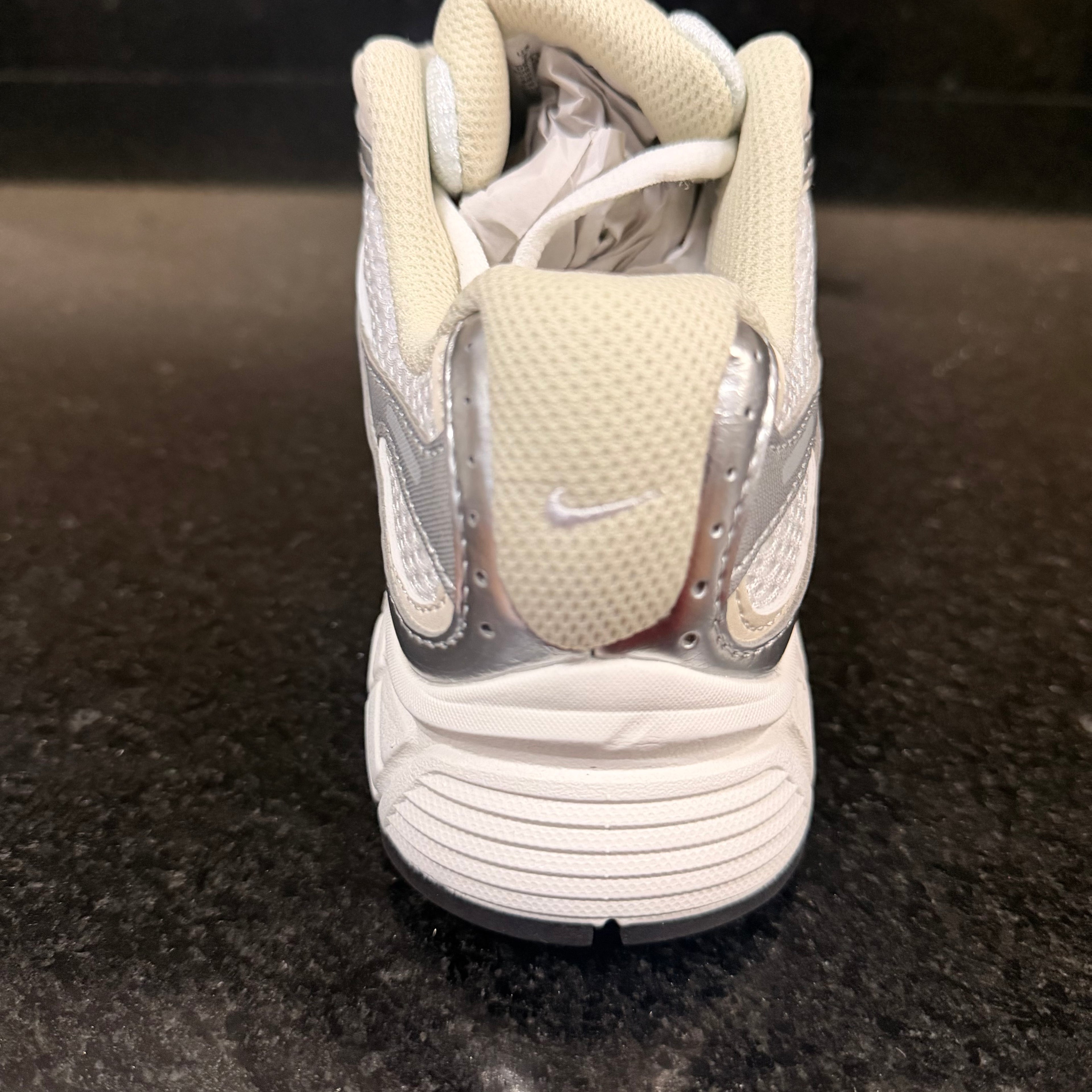 V5 Beige Silver