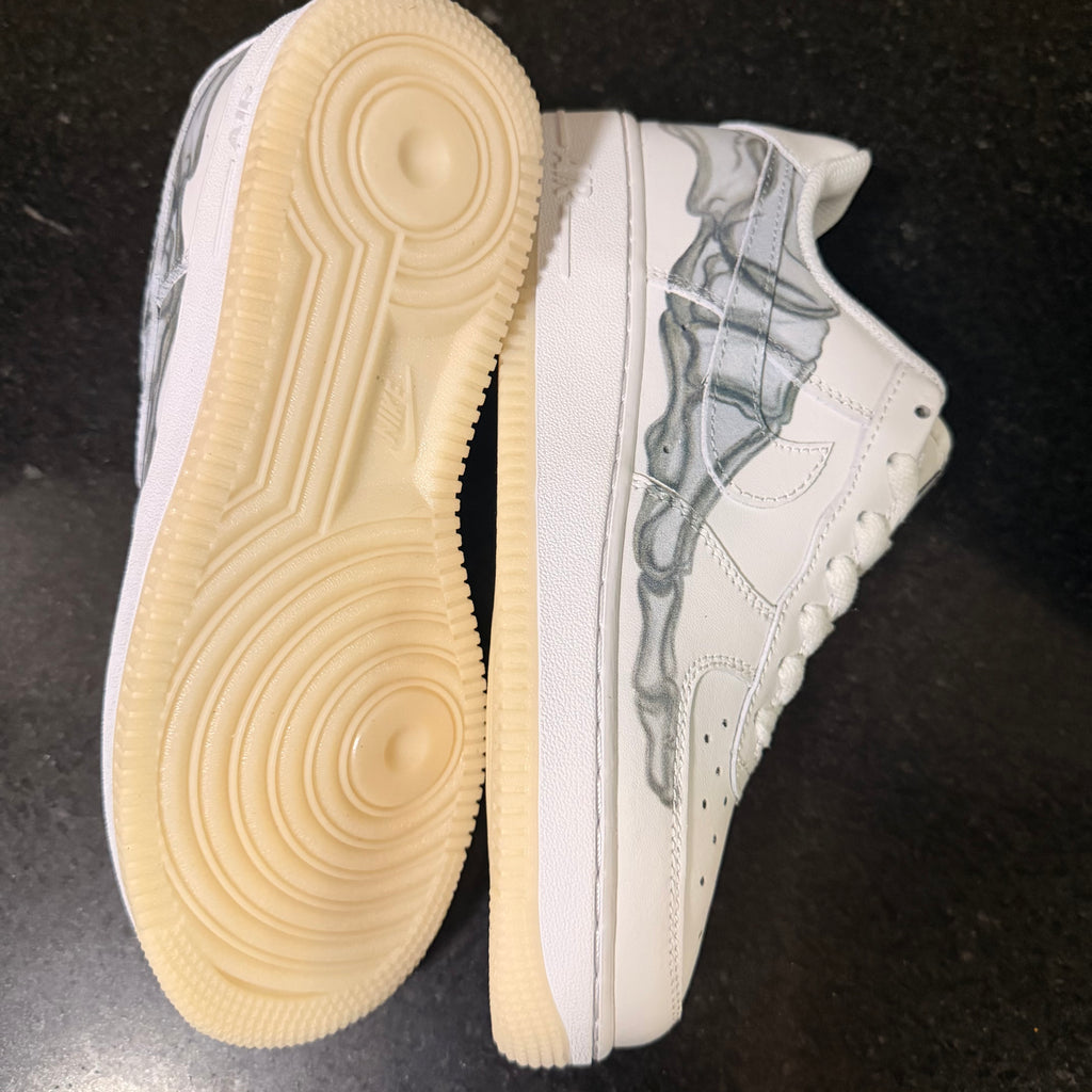 Skeleton White