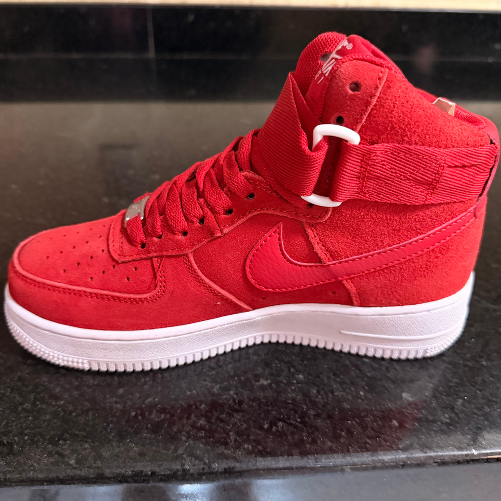 AF1 Mid Suede Red