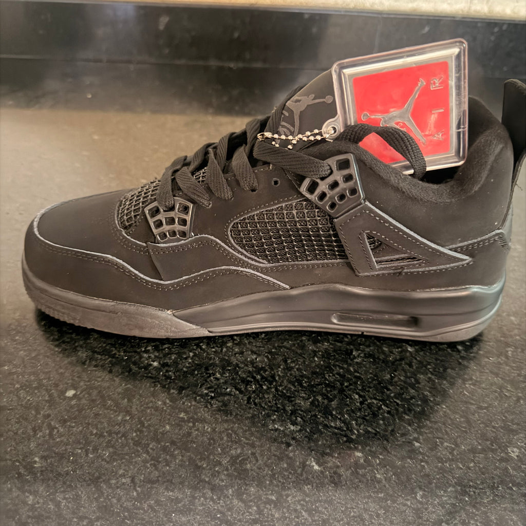 Jordan 4 Black Cat