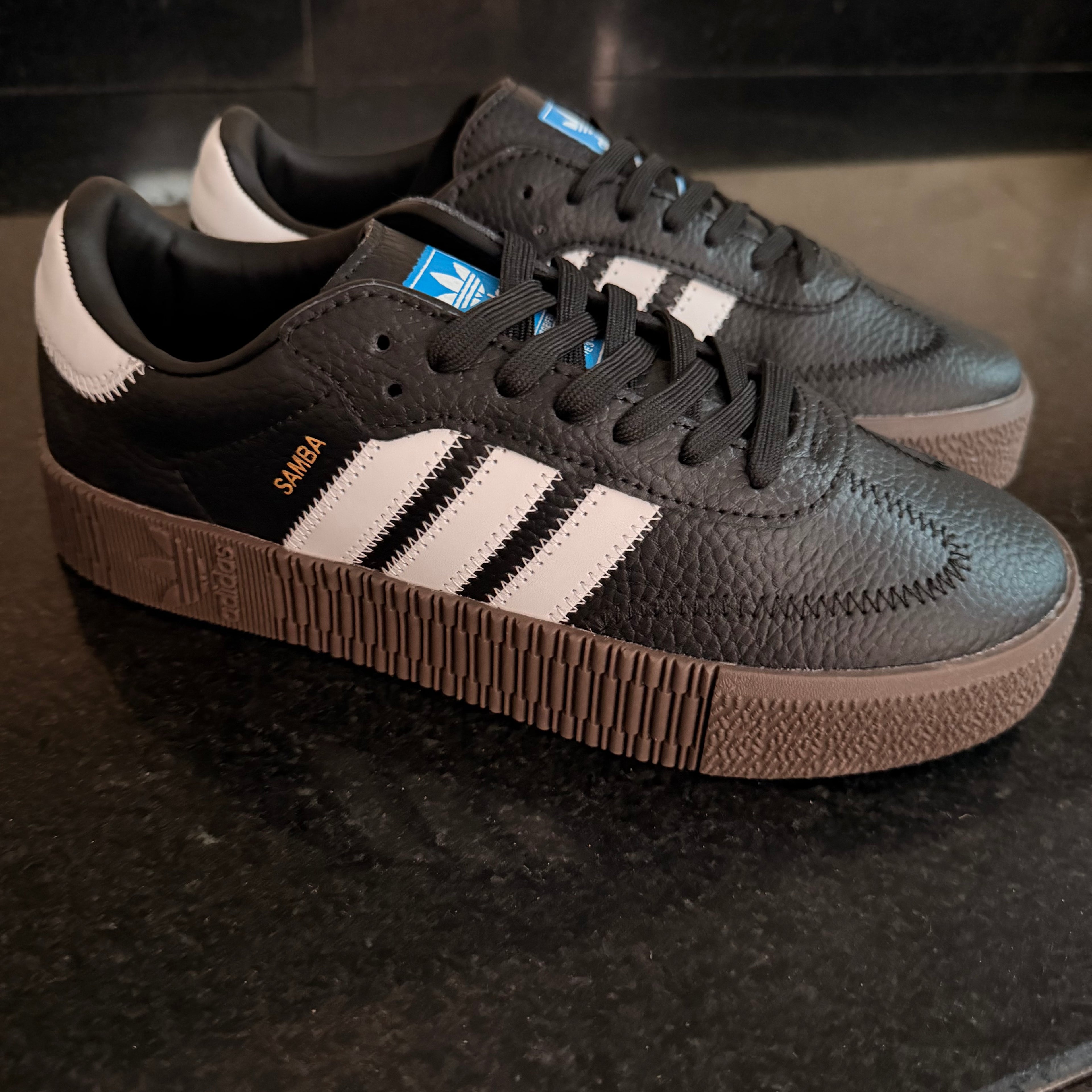 Sambarose Black