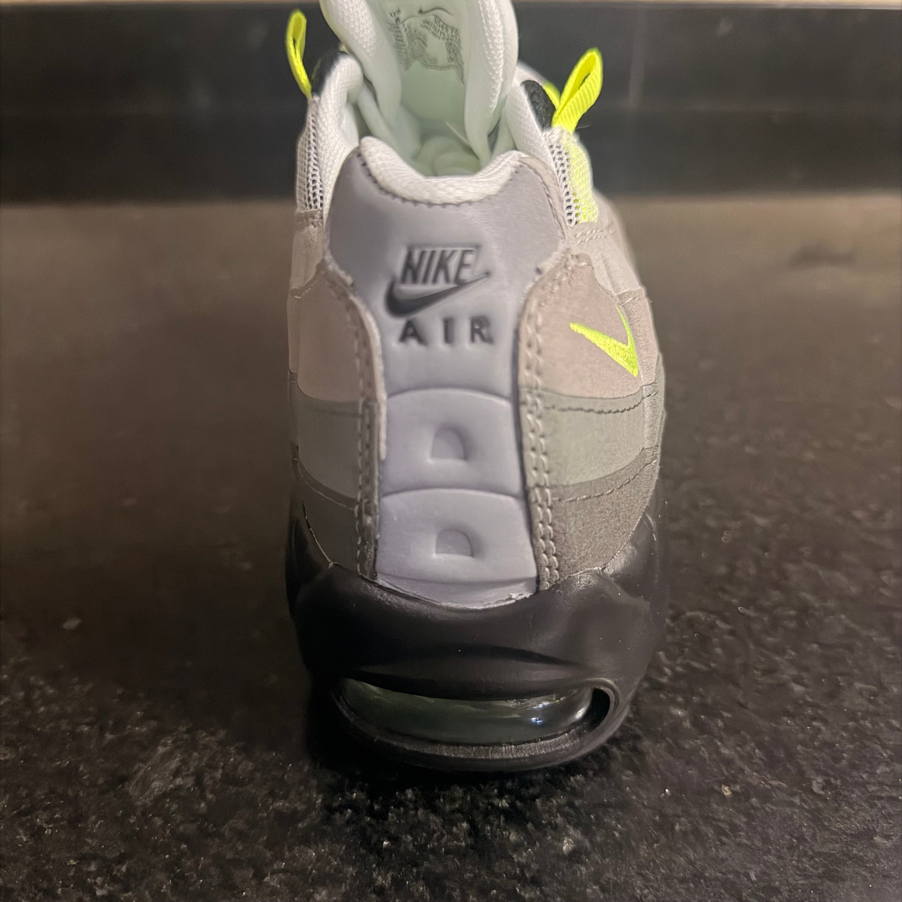 Air Max 95 Big Bubble Volt ash