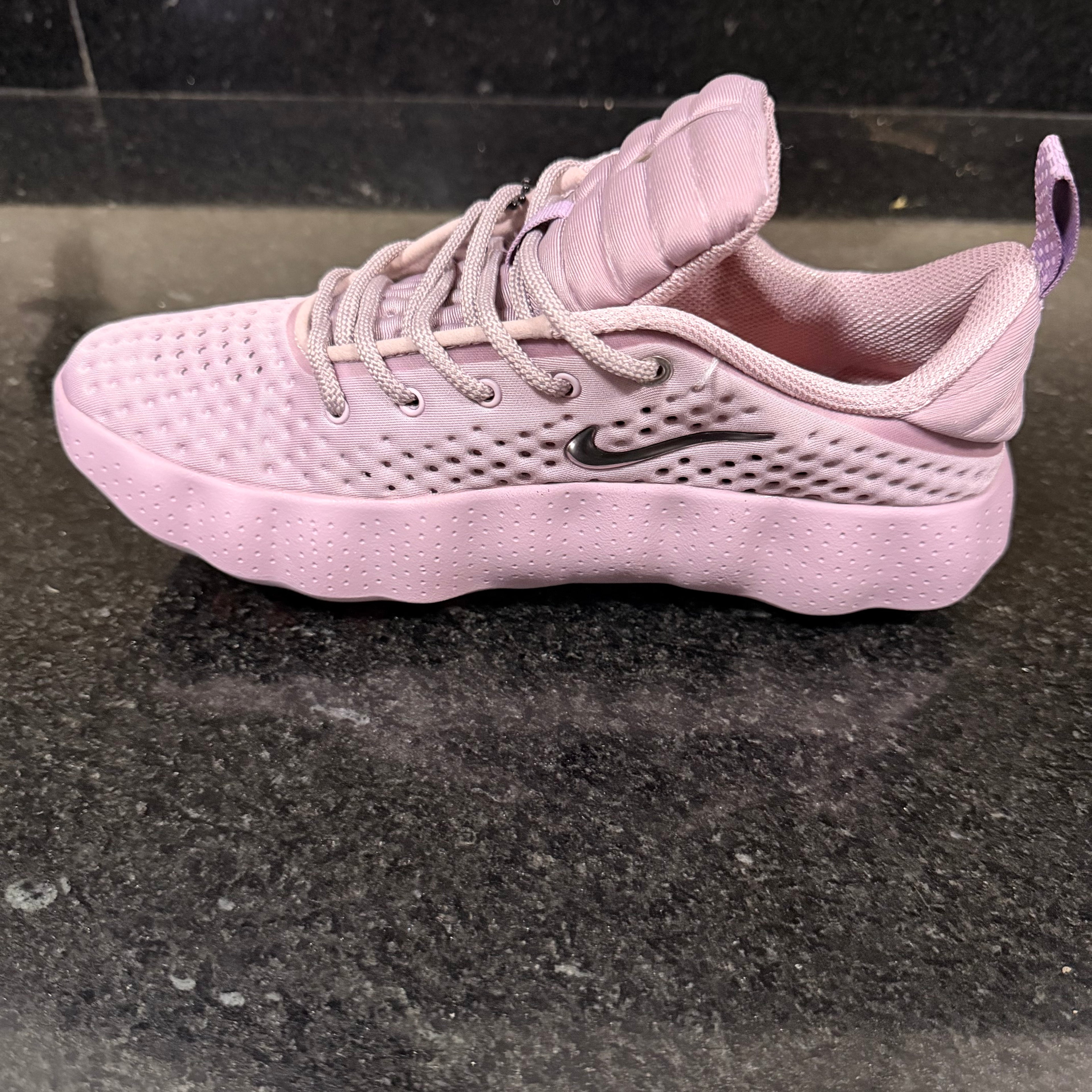 Nike Mind 002 Violet