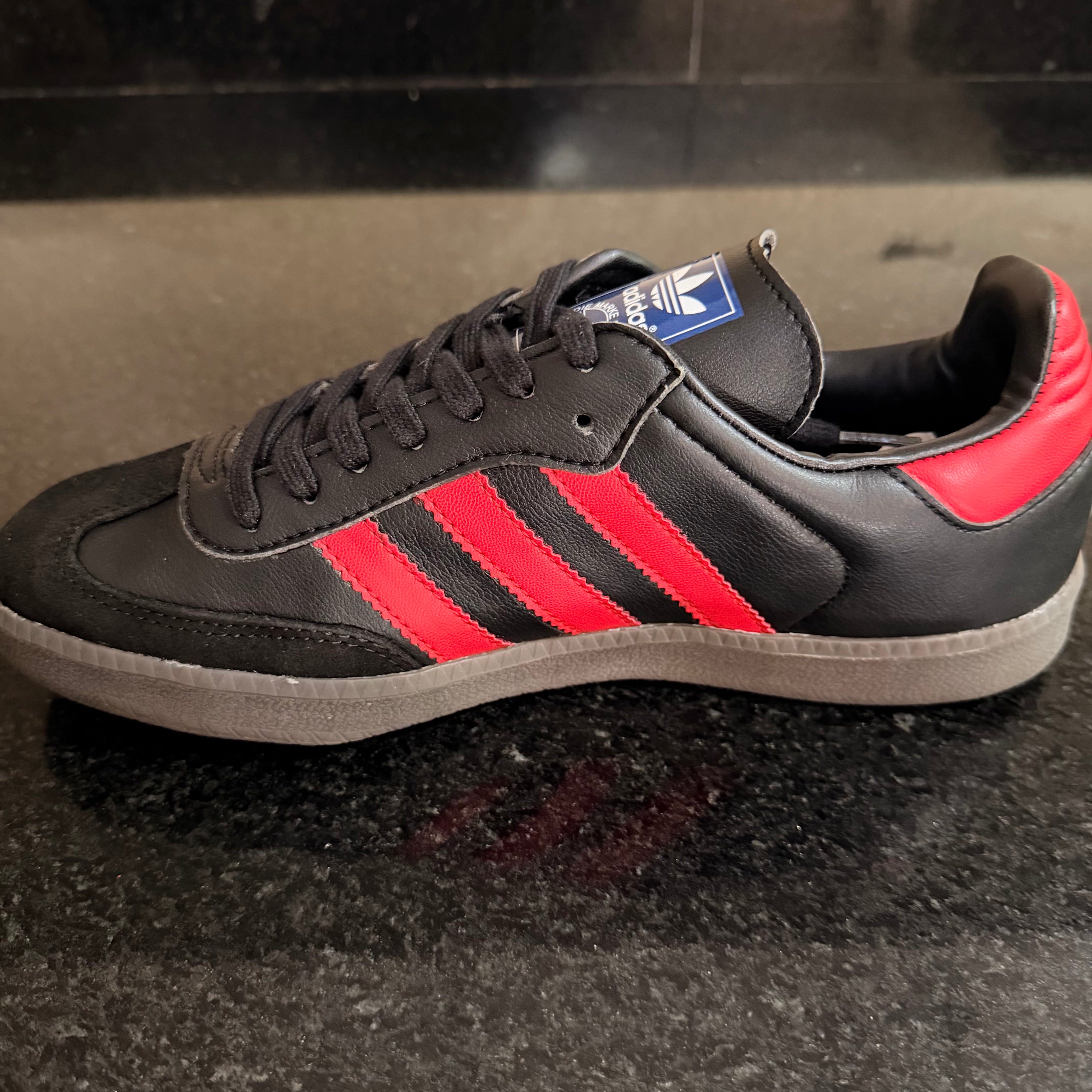 Samba Red Smoke