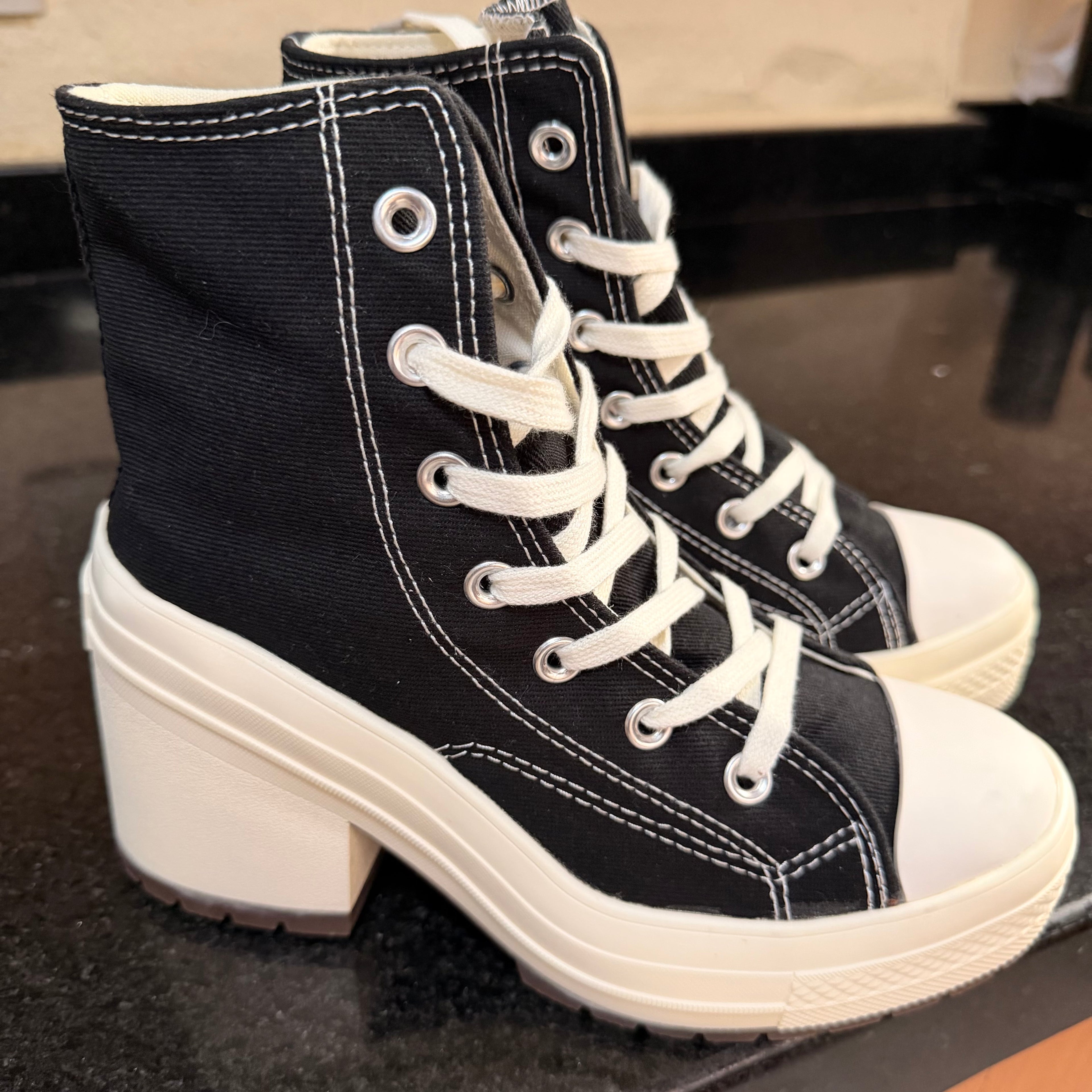 Converse Luxe Heel