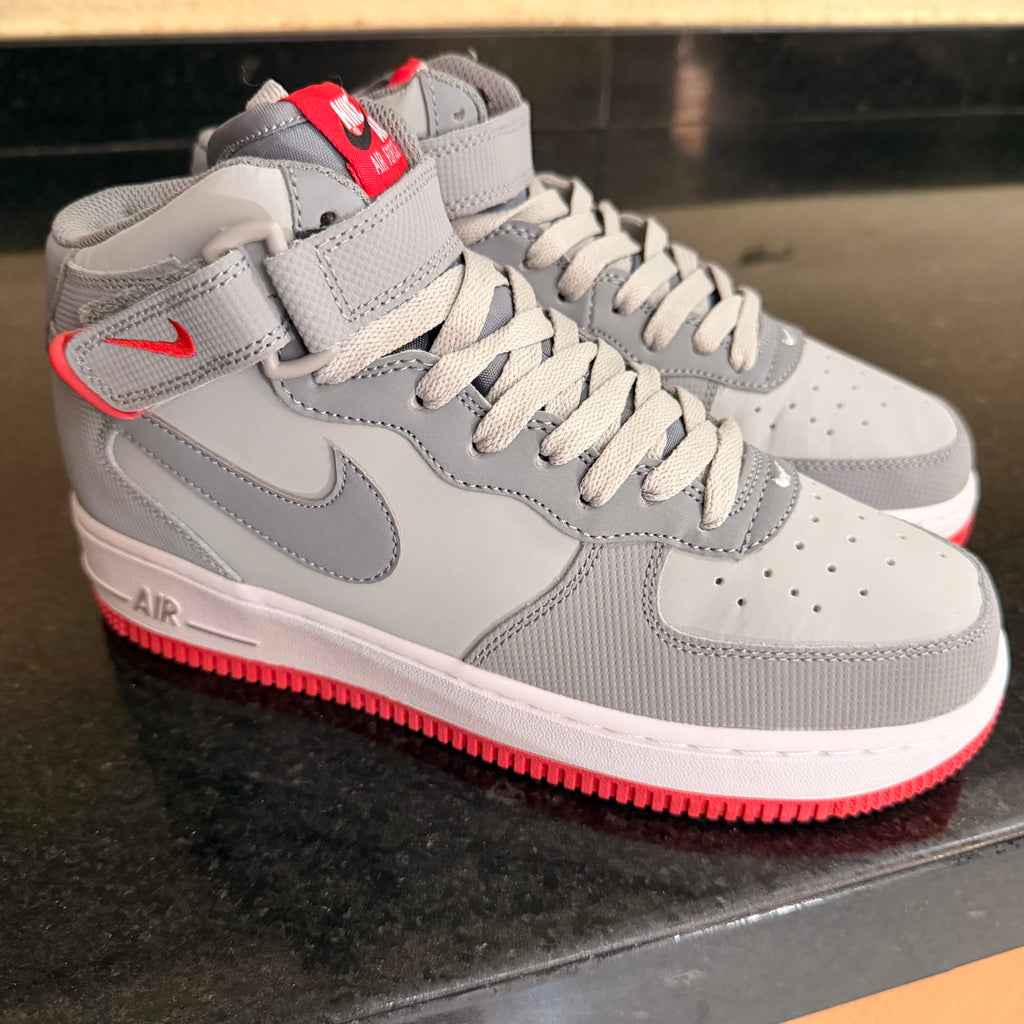 AF1 Mid Silver Lava