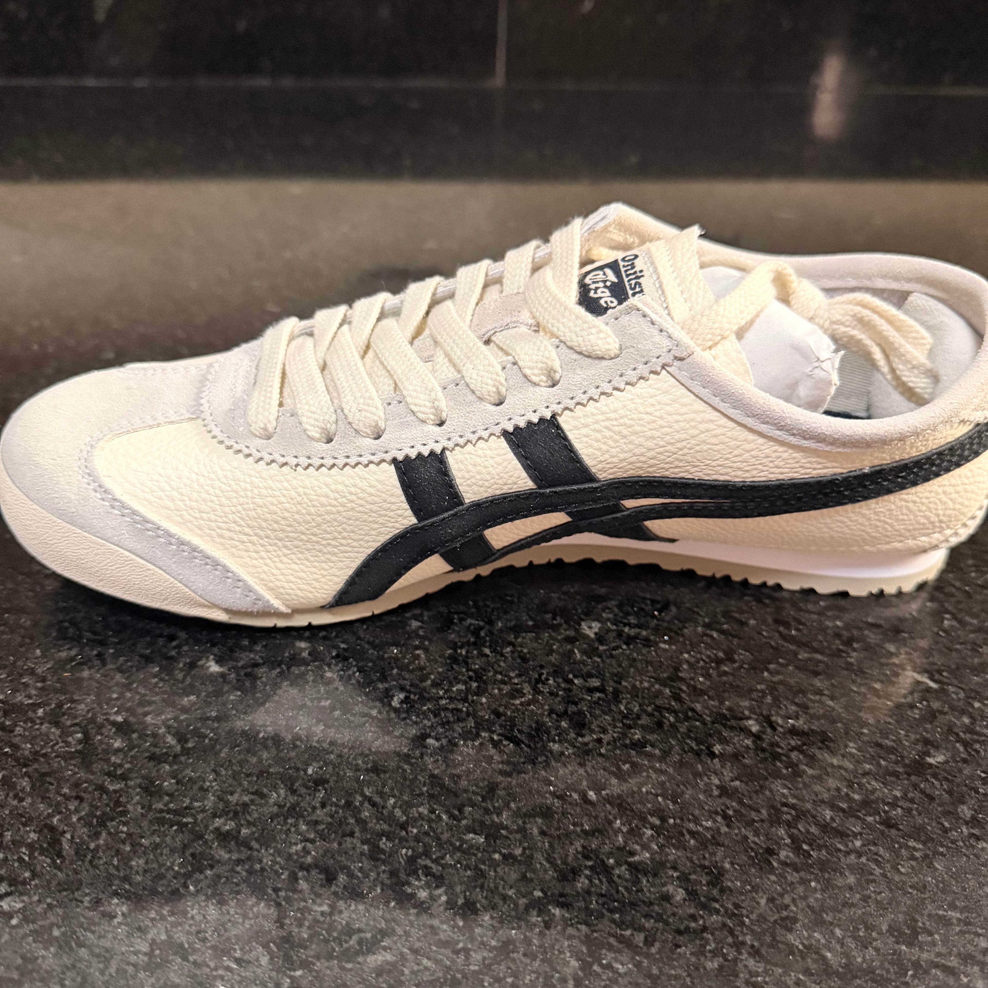 Onitsuka Tiger Beige