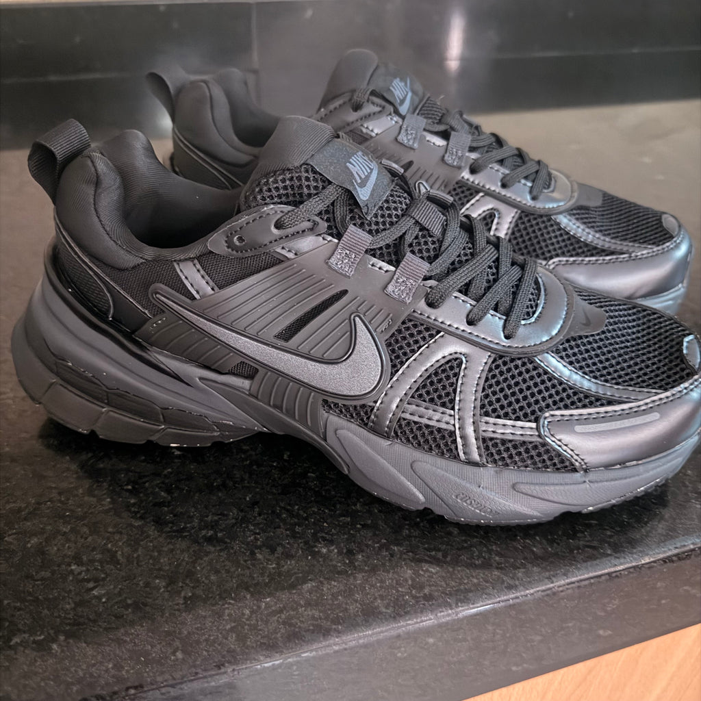 V2K Black