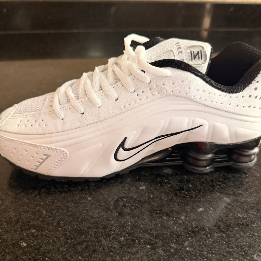 Shox R4 White