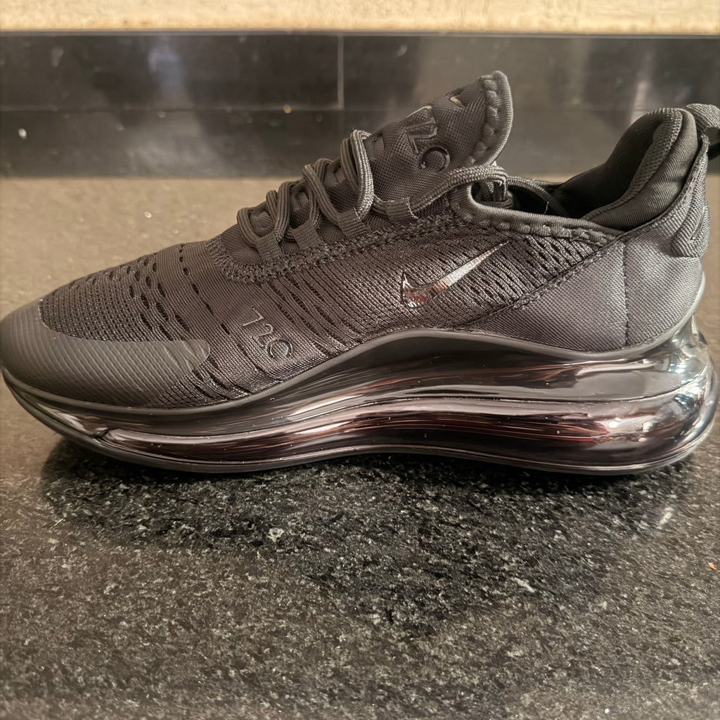 720 Sport Black