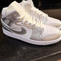 Jordan 1 Low plata (copia 3)
