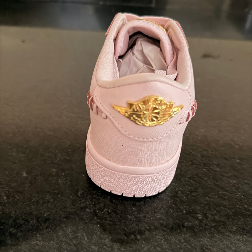 Jordan 1 Low MM Pink