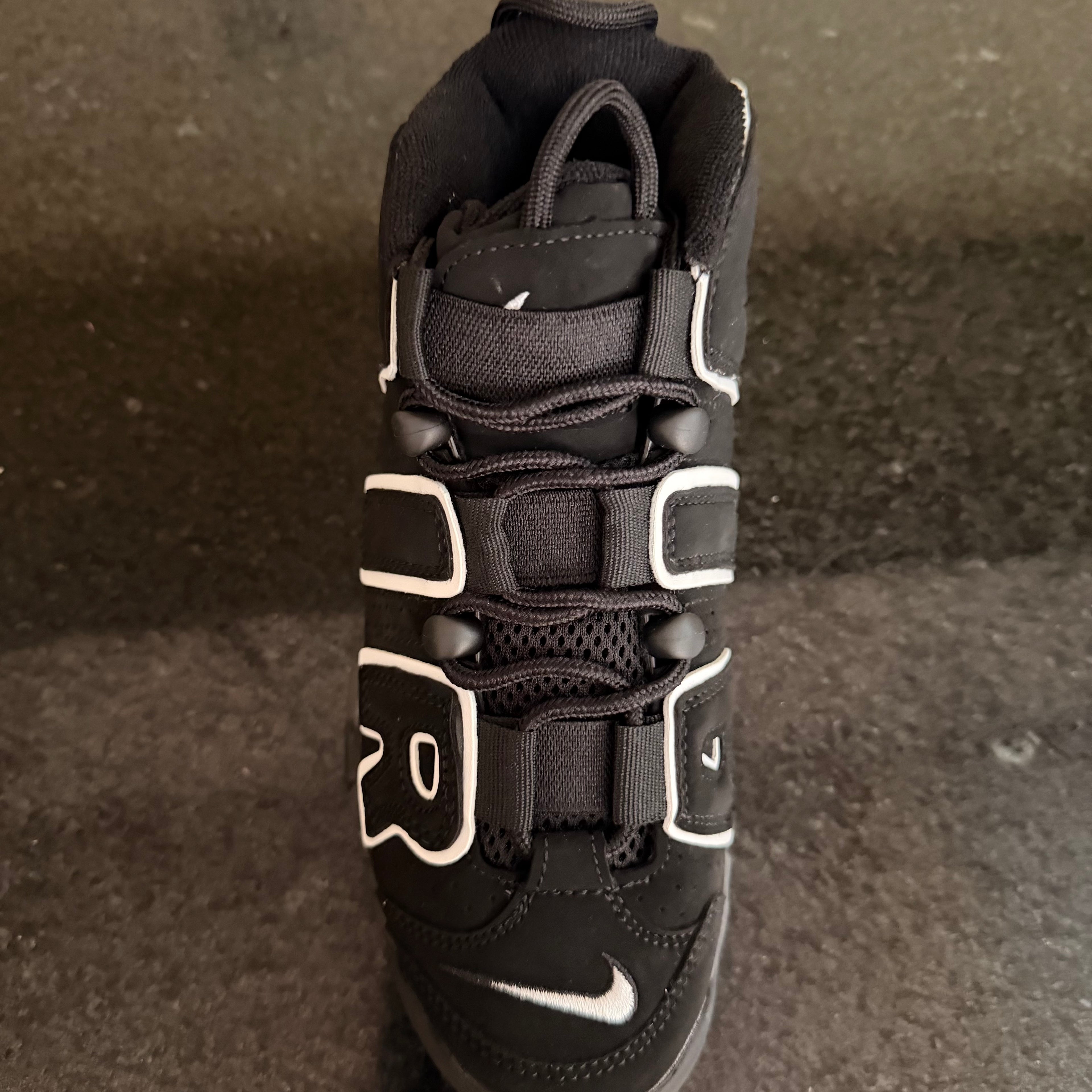 Up Tempo Black