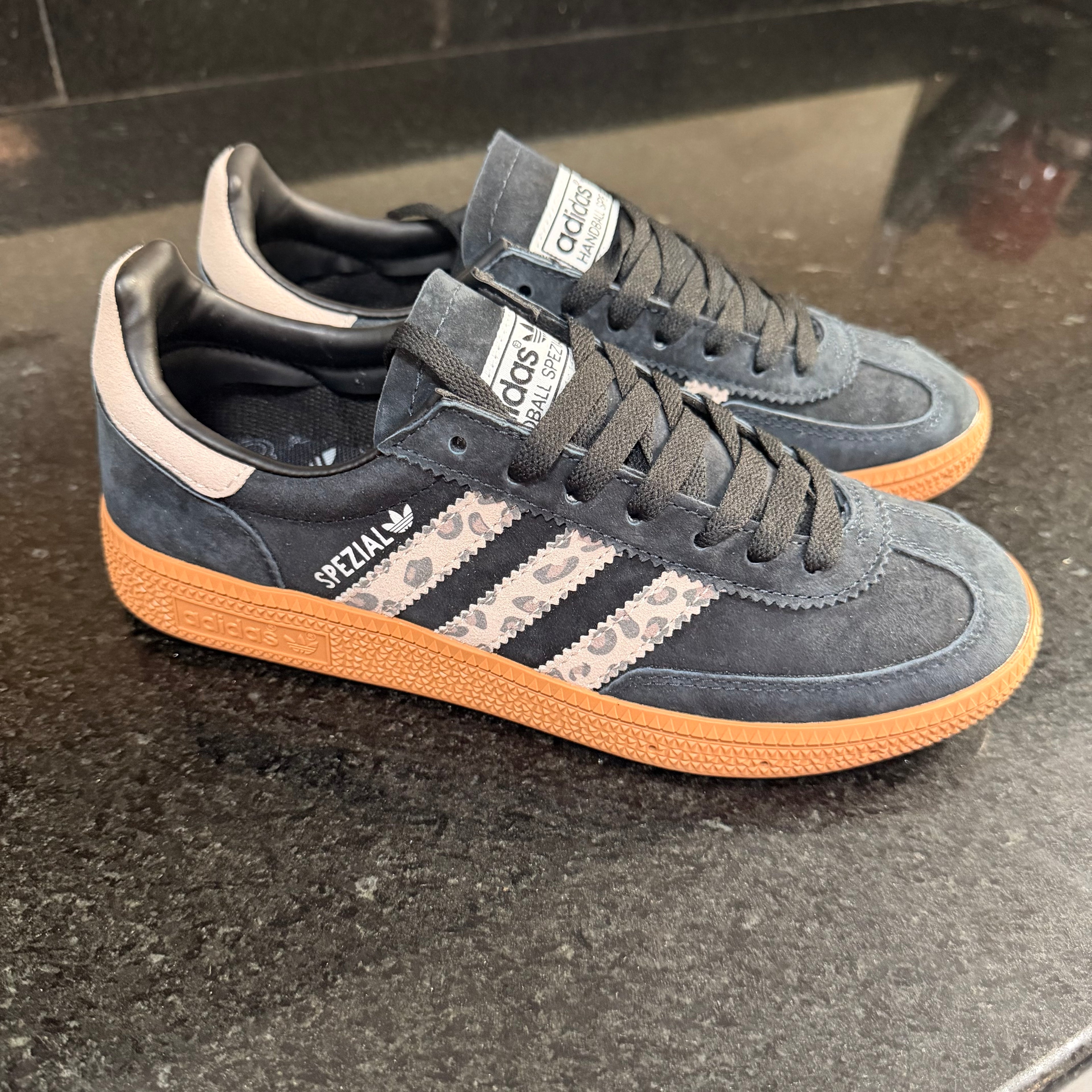Spezial Leopard Blue