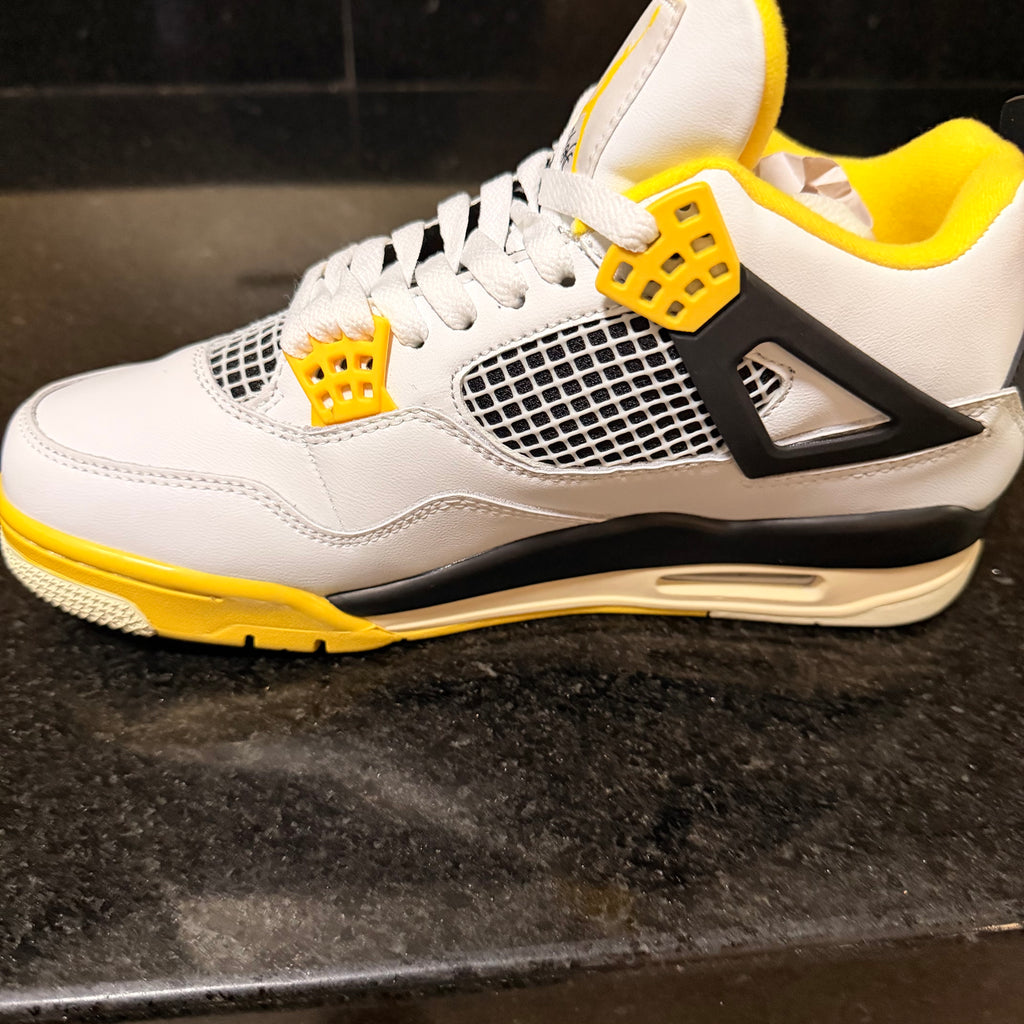 Retro 4 Yellow Sulfur