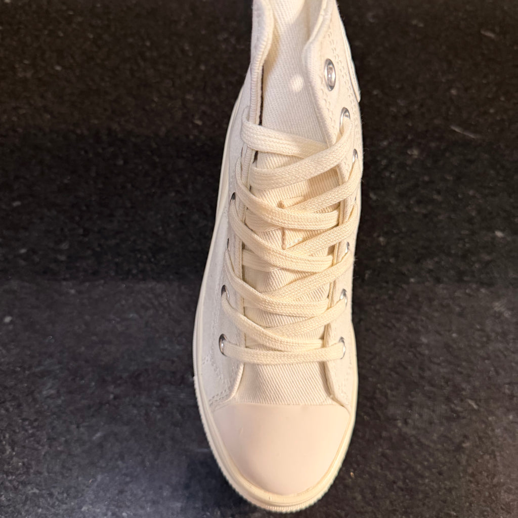 Converse Luxe Beige