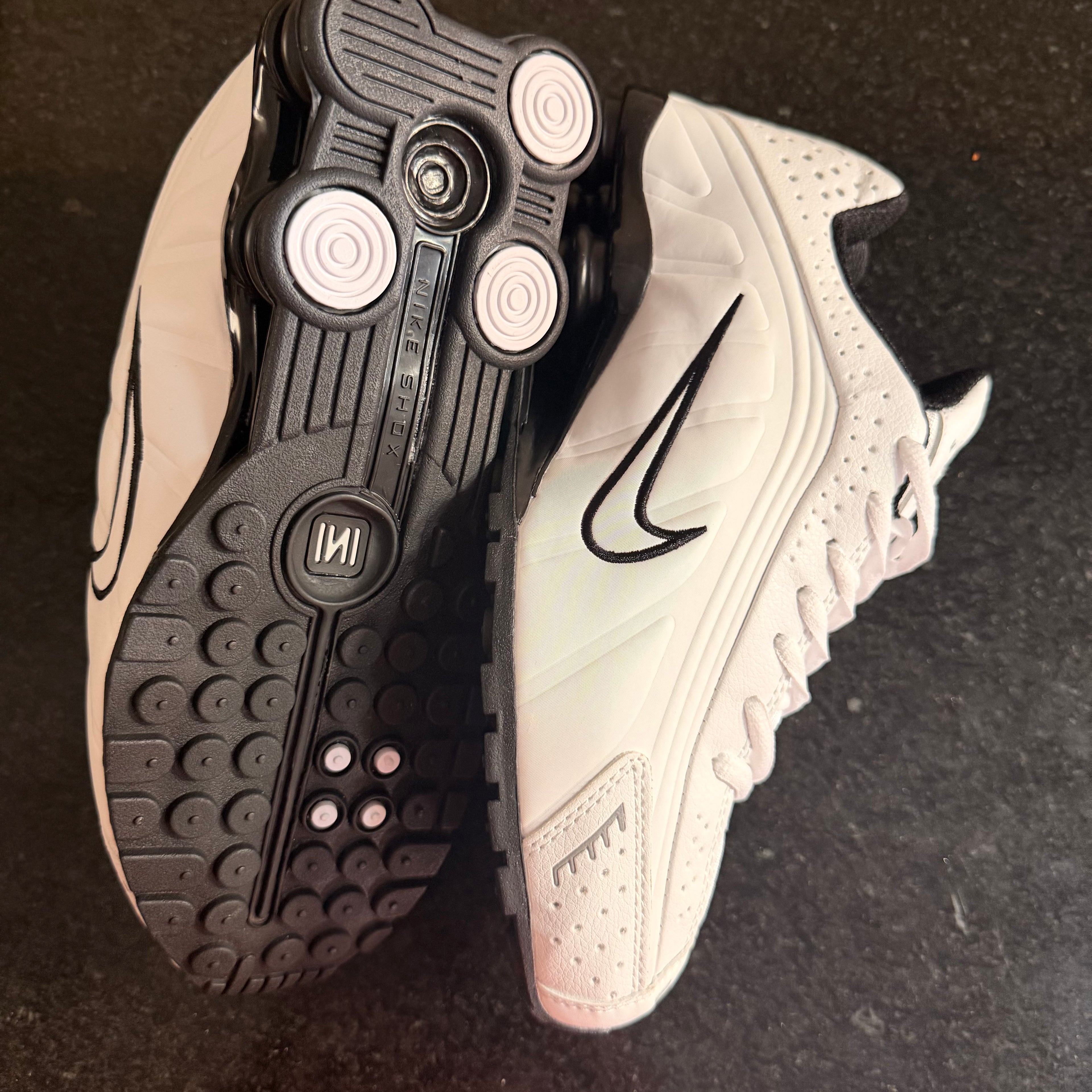 Shox R4 White