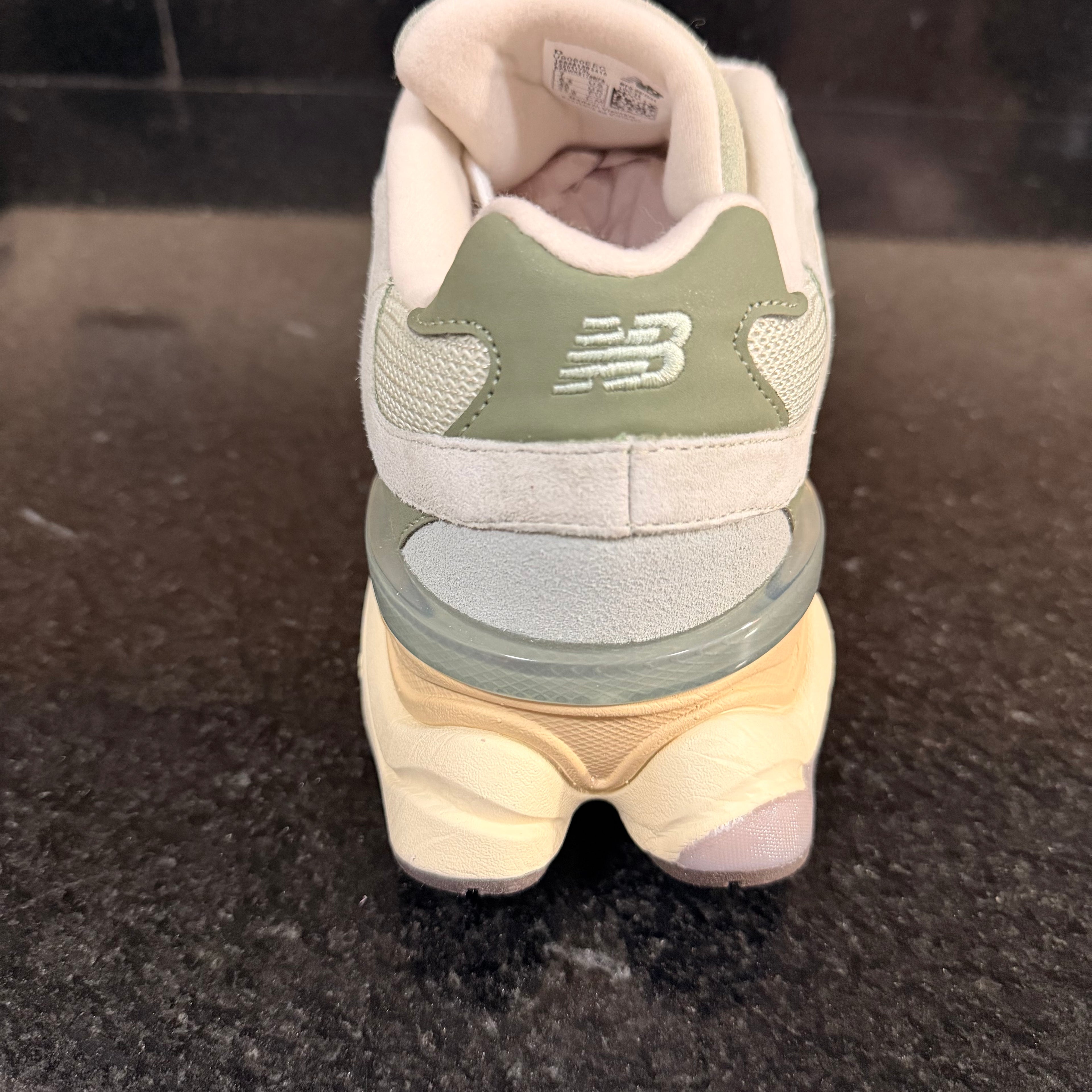 NB 9060 Olivine
