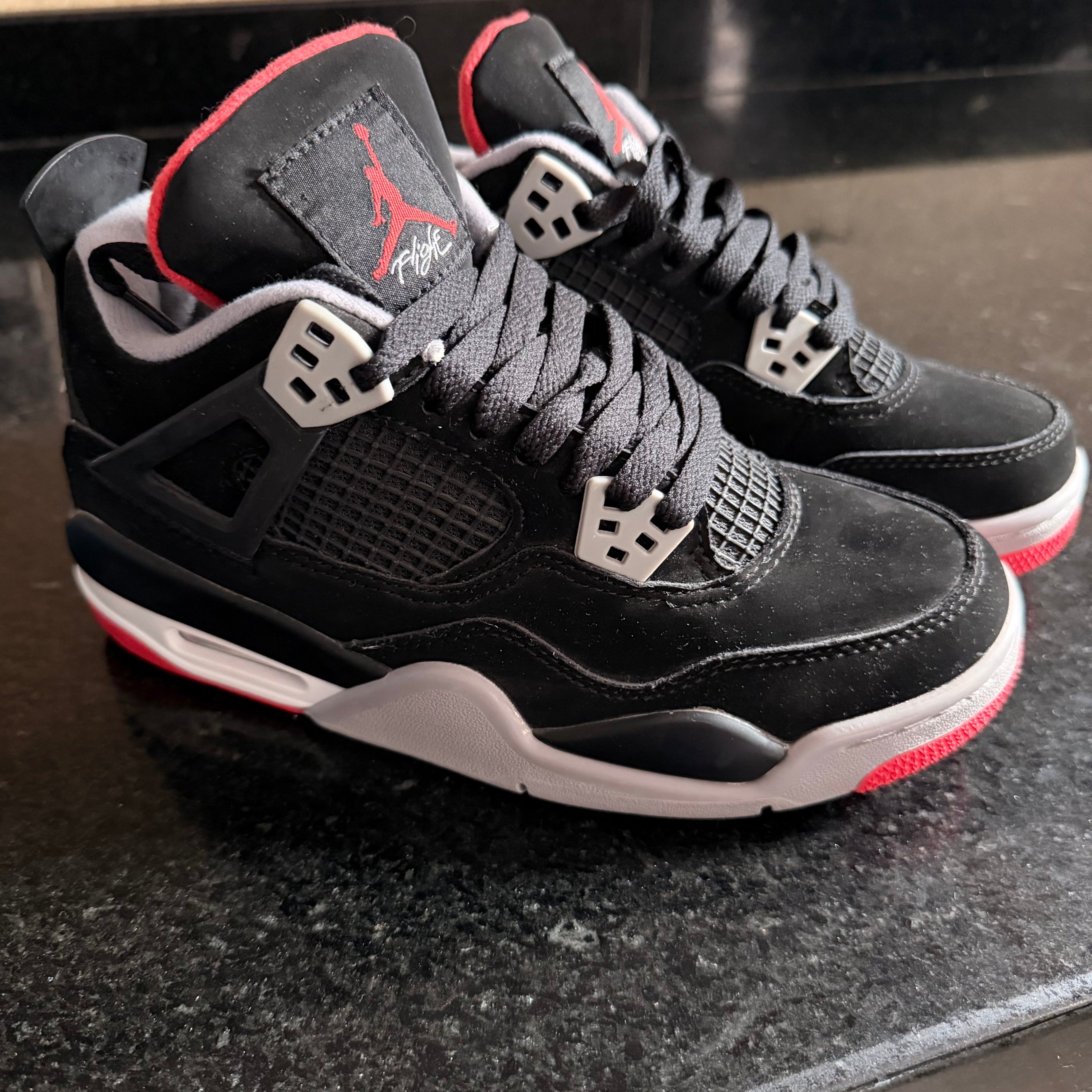 Jordan 4 bred reimagined (copia 2)