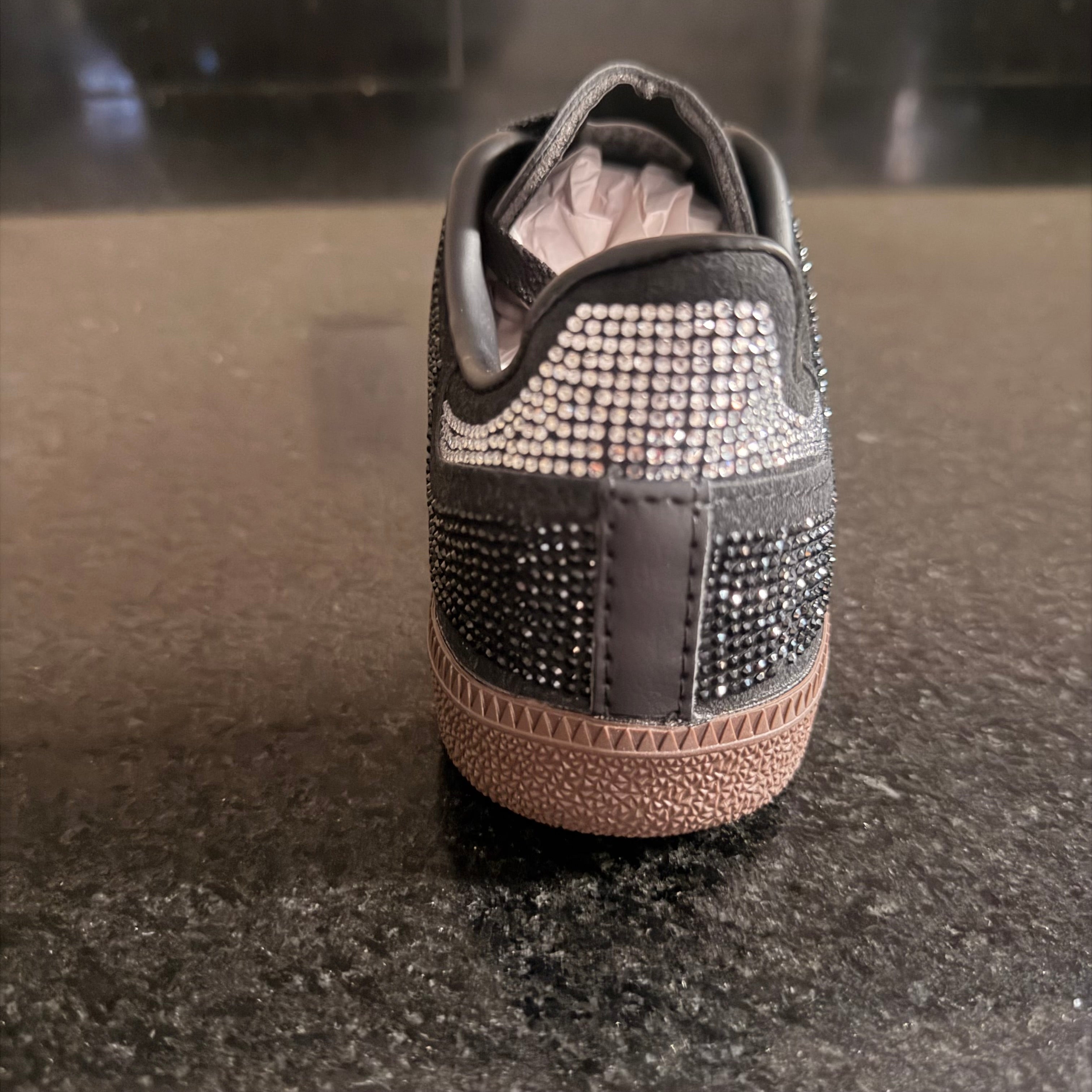 Samba Crystal Black