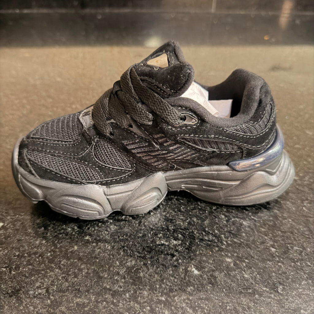 KIDS 9060 Black