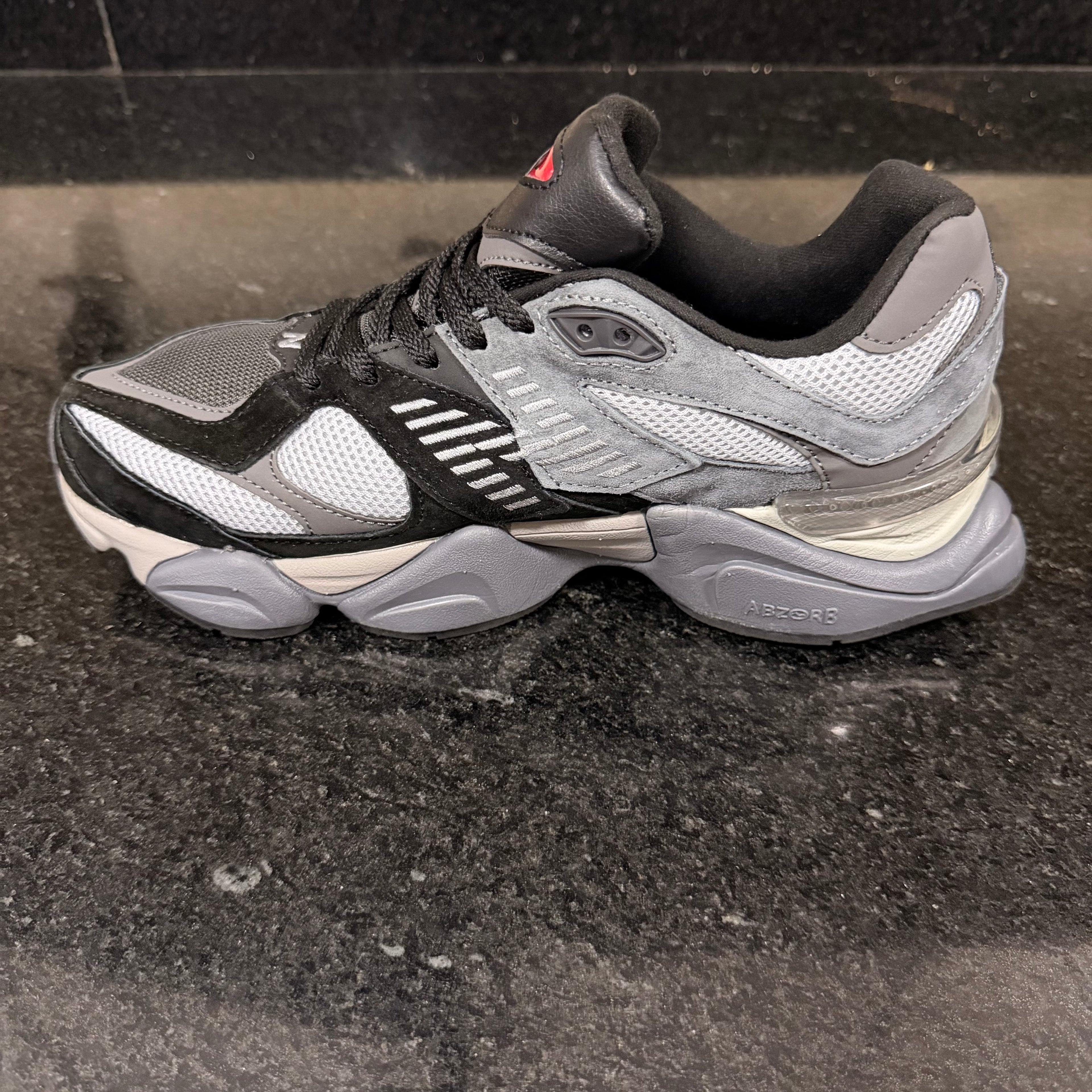 NB 9060 Castlerock